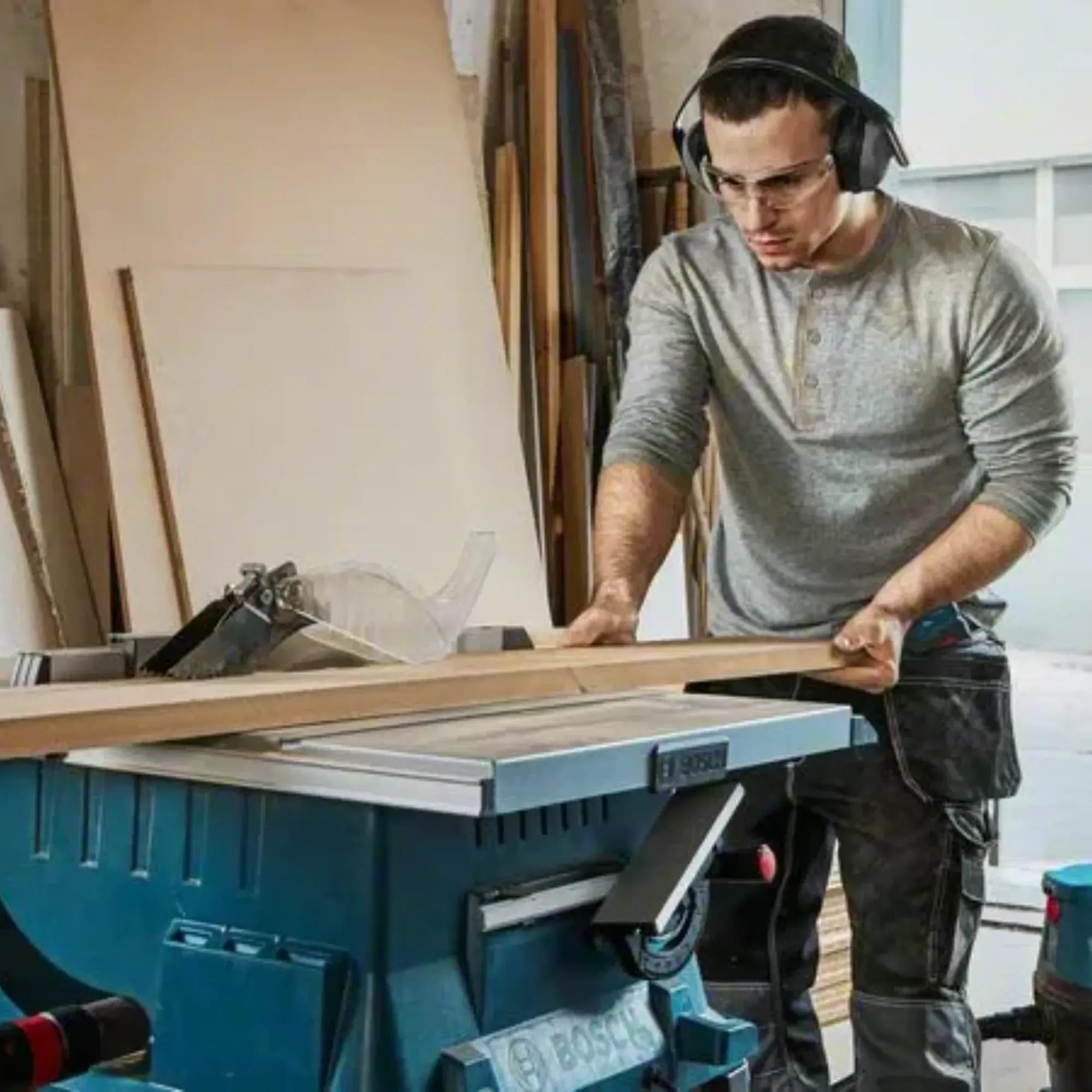 Bosch Gönye Kesme Tezgahı 1800W GTS 254 - Hassas ve GüvenliBoschBosch Gönye Kesme Tezgah 1800W Gts254 263.04.GKM2