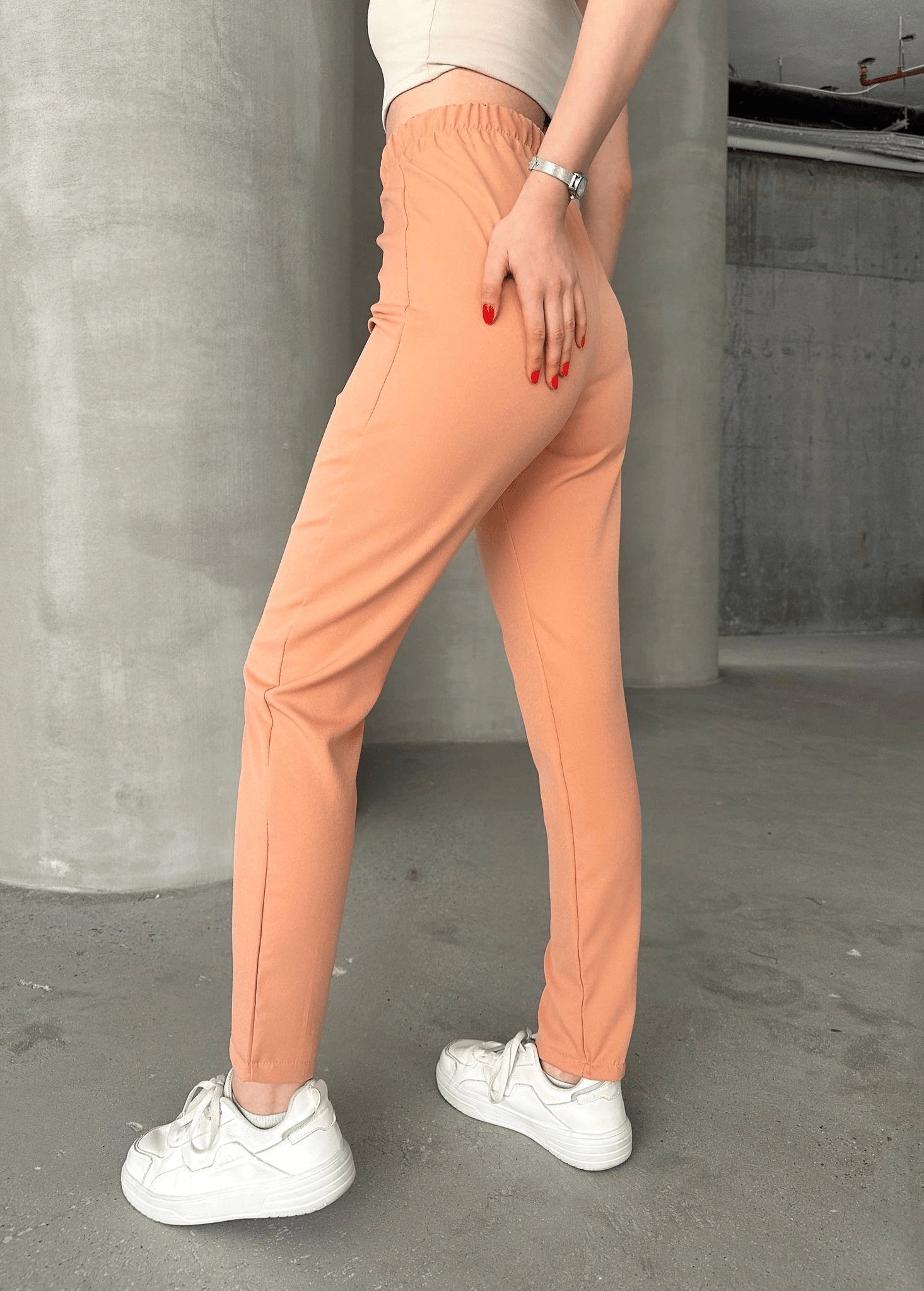 Beli lastikli karamel pantolon