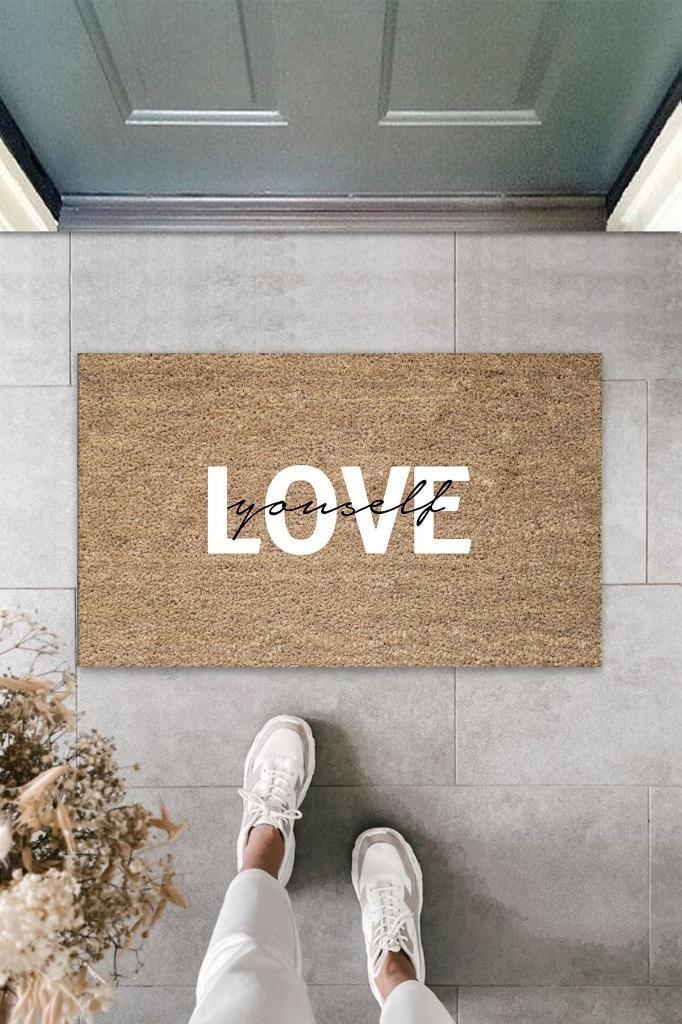 Beyaz Kapı Önü Paspası Yourself Love Desen  K-3305