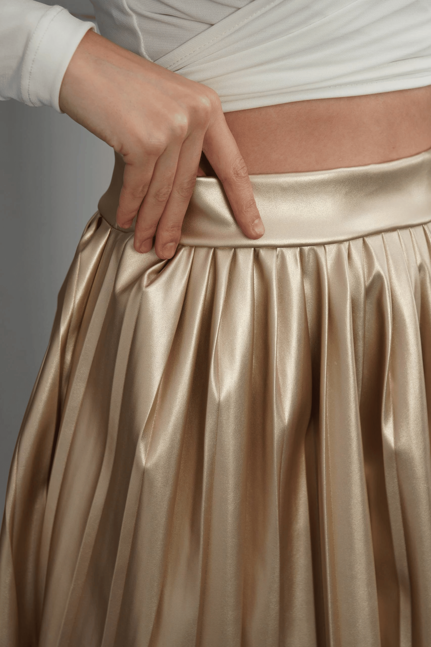 Piliseli deri etek gold h261564