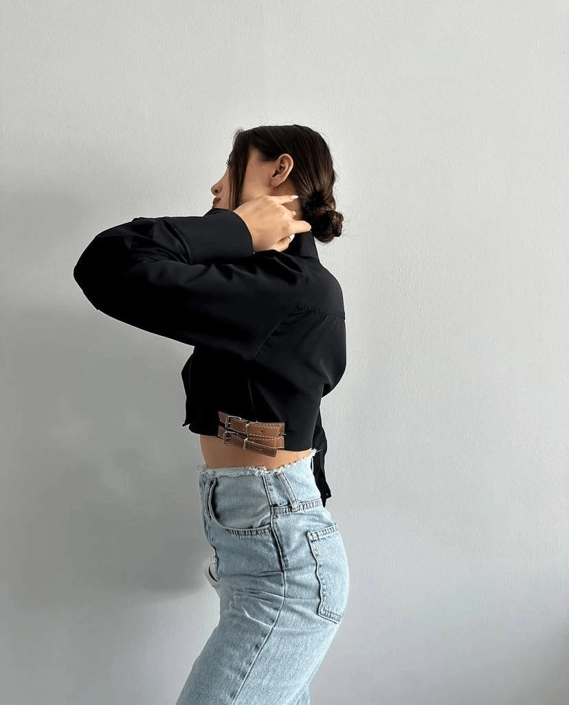 Yanı kemer detaylı crop gömlek siyah s4009