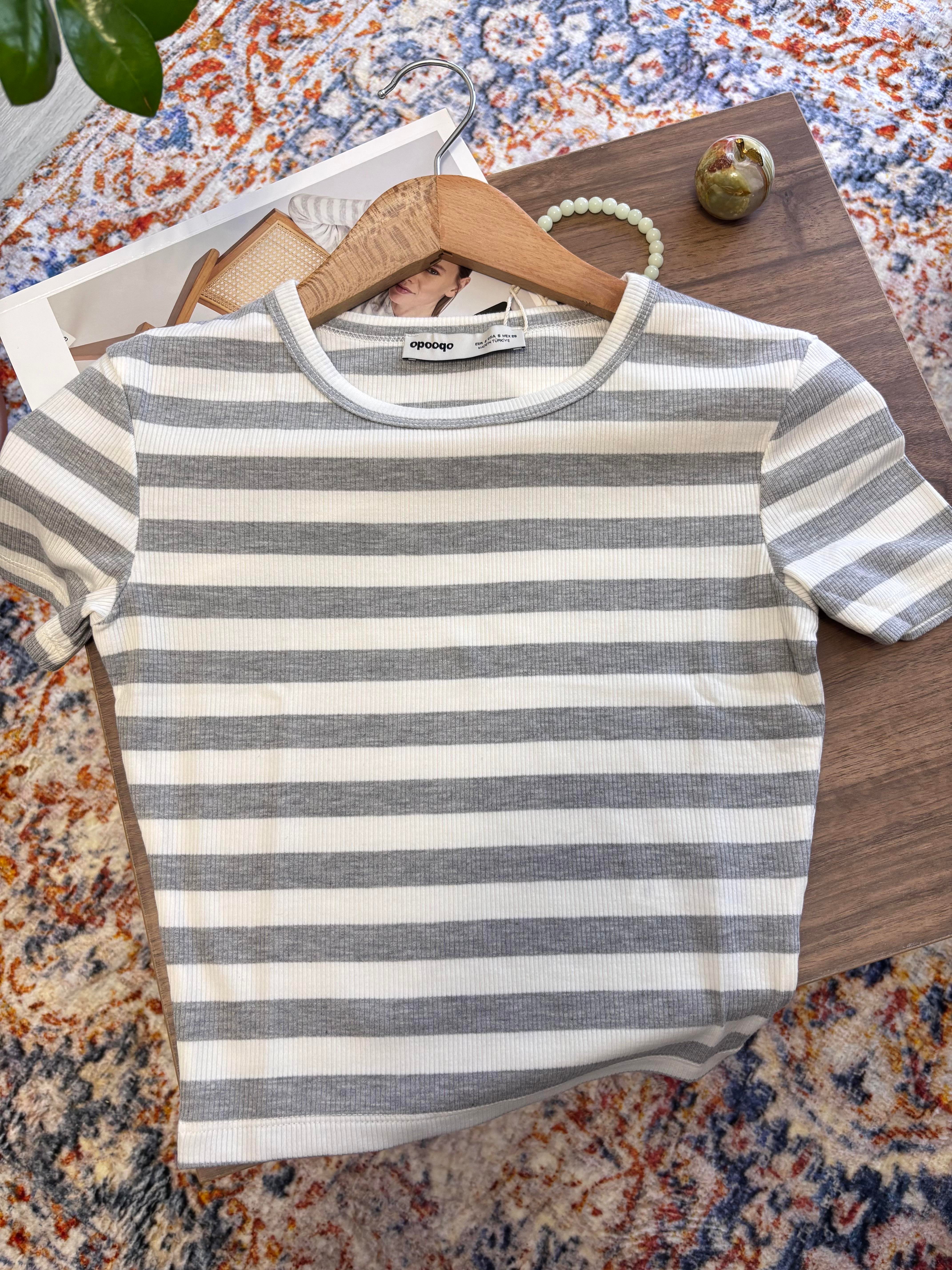 Basic Bisiklet Yaka Slim Fit Çizgili Crop 