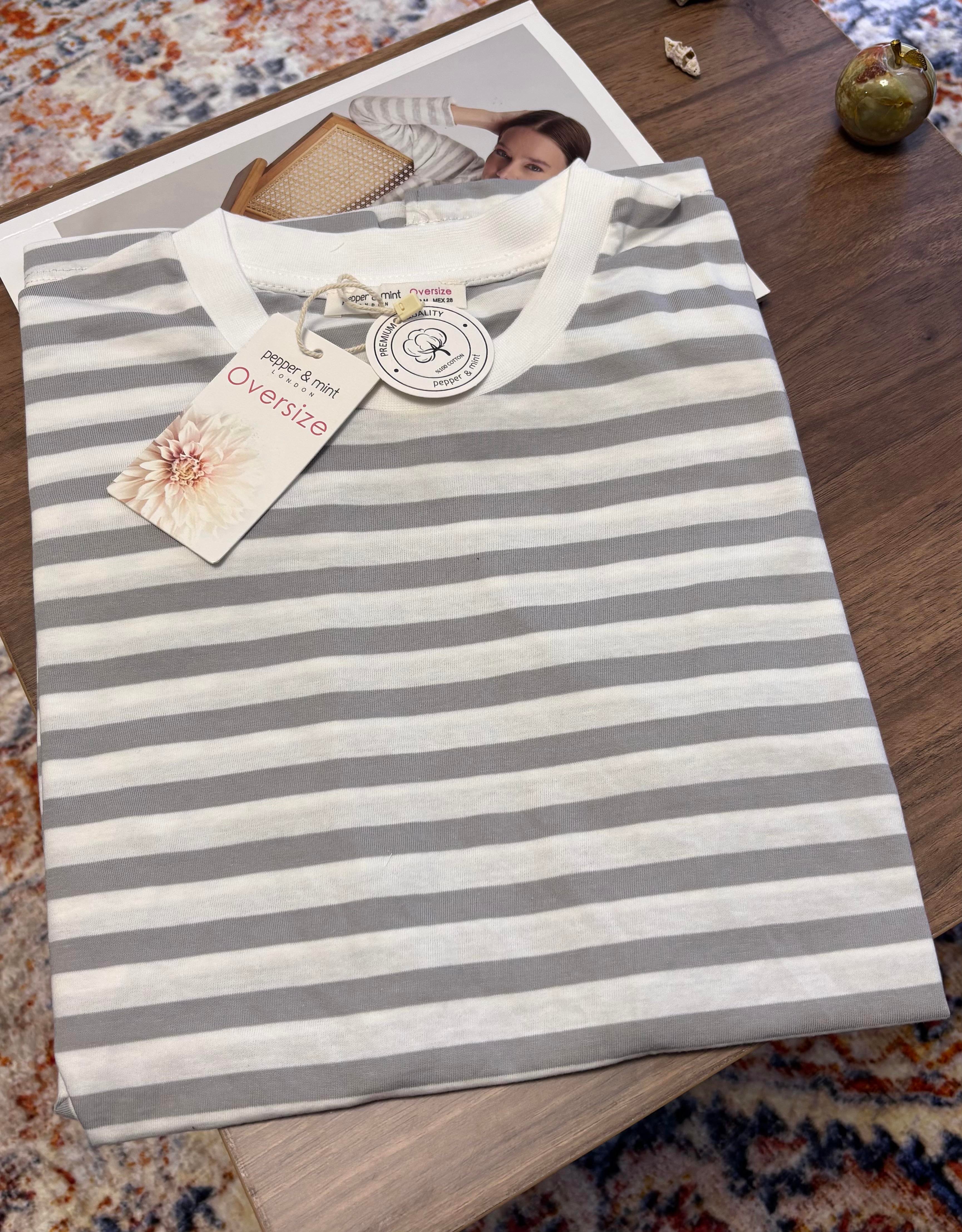 Bisiklet Yaka Gri Çizgili Oversize T-Shirt