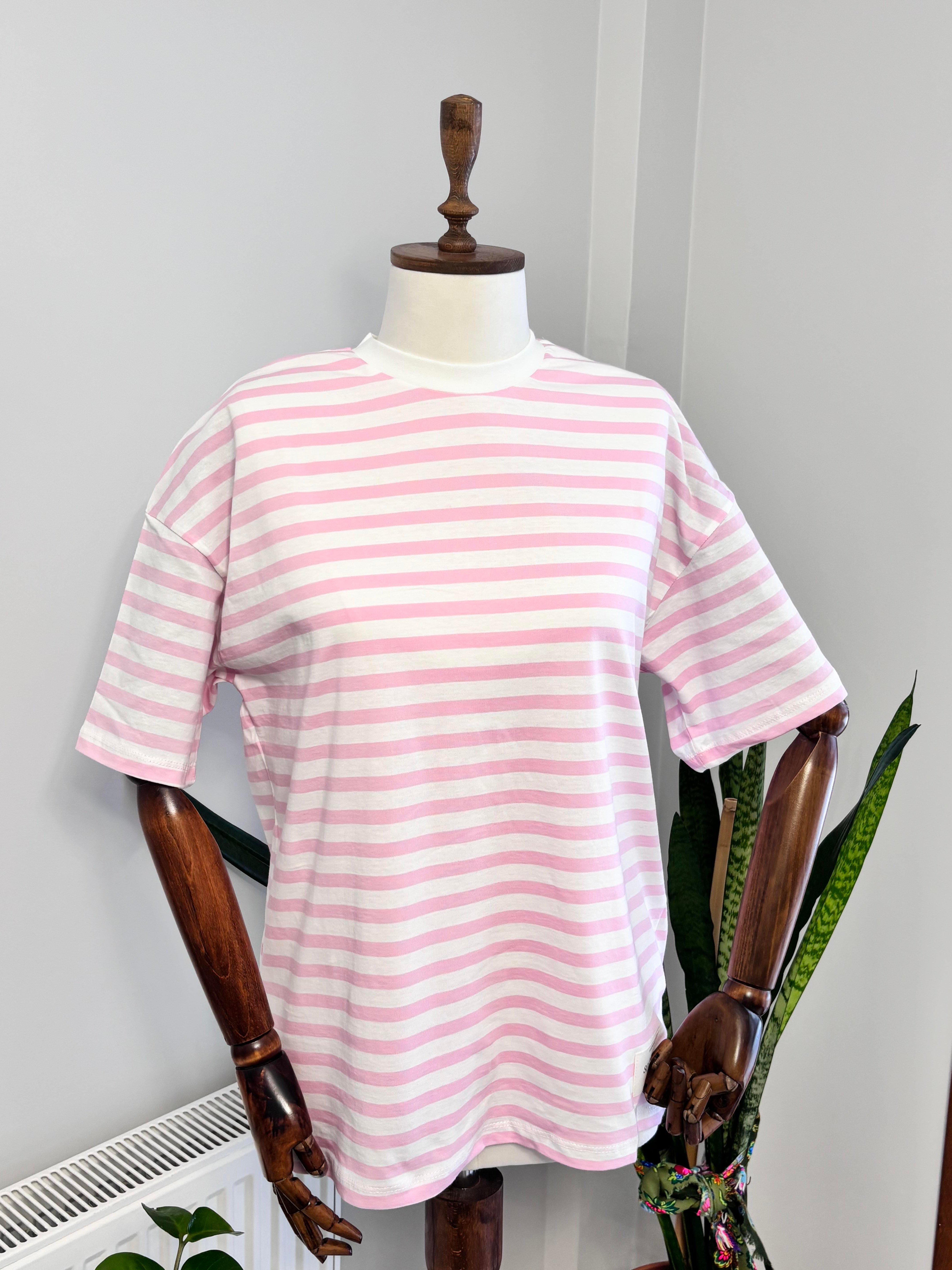 Bisiklet Yaka Pembe Çizgili Oversize T-Shirt