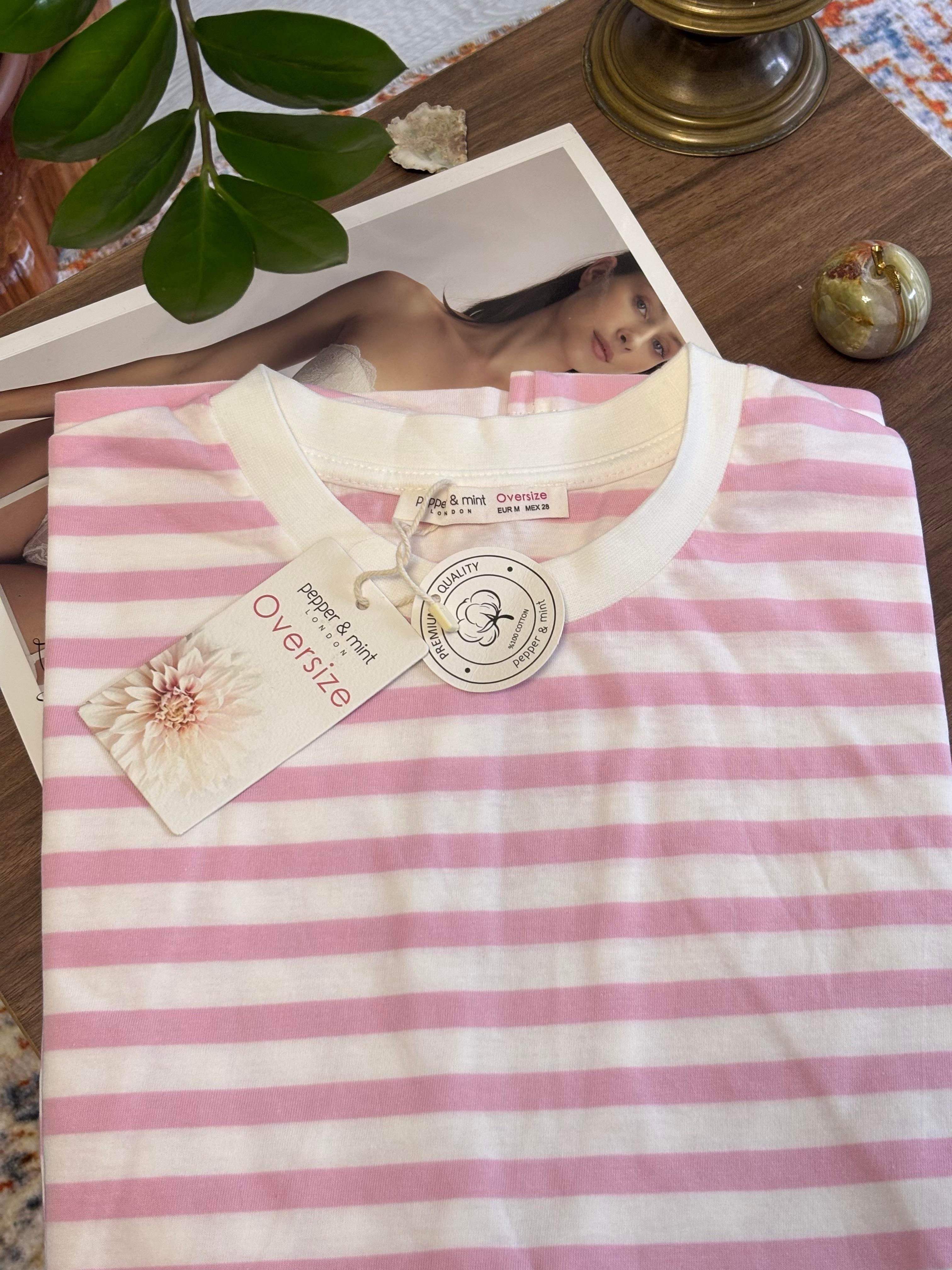 Bisiklet Yaka Pembe Çizgili Oversize T-Shirt