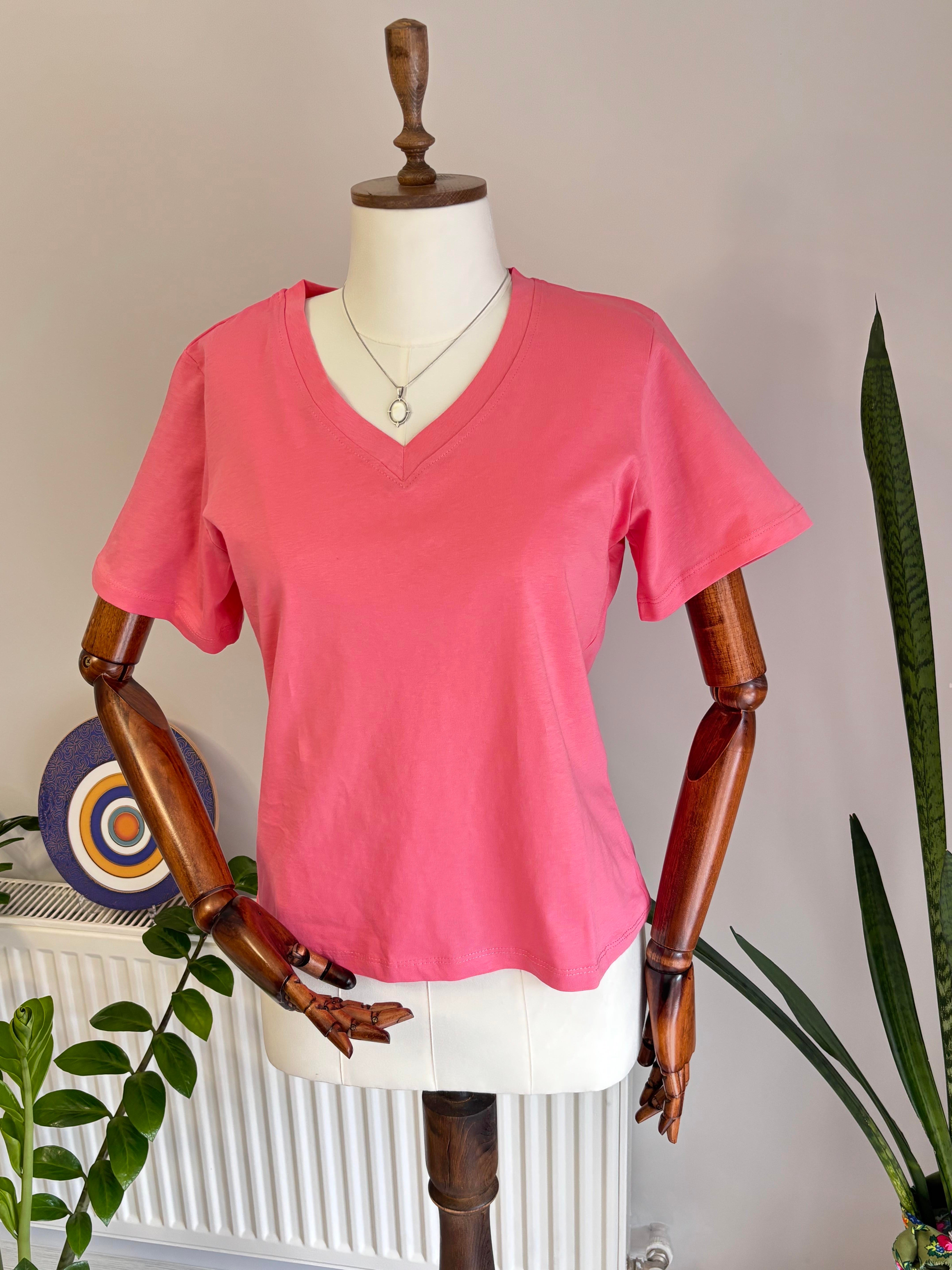 Regular Fit V Yaka Basic Düz Kısa Kollu Tişört