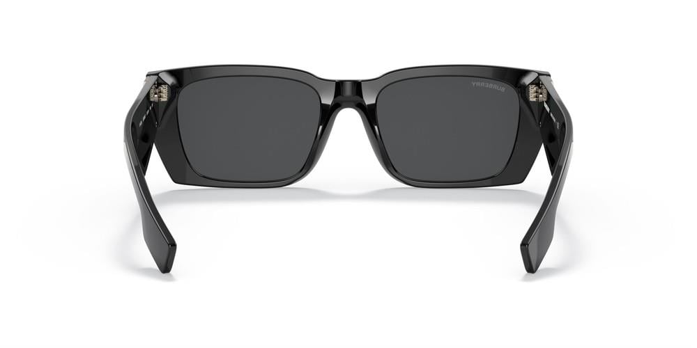 burberry-b-4336-392887-53-gunes-gozlug-9fd6a7.jpeg