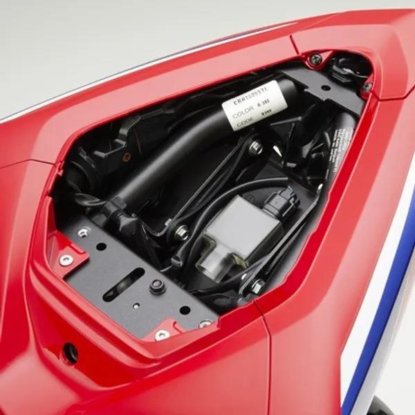 CBR1000RR-R 12V SOKET