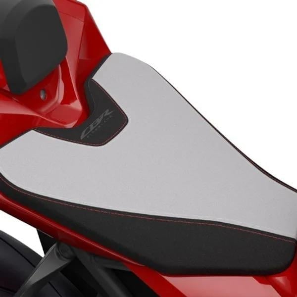 CBR1000RRR ÖZEL SÜRÜCÜ SELESİ (ALCANTARA)