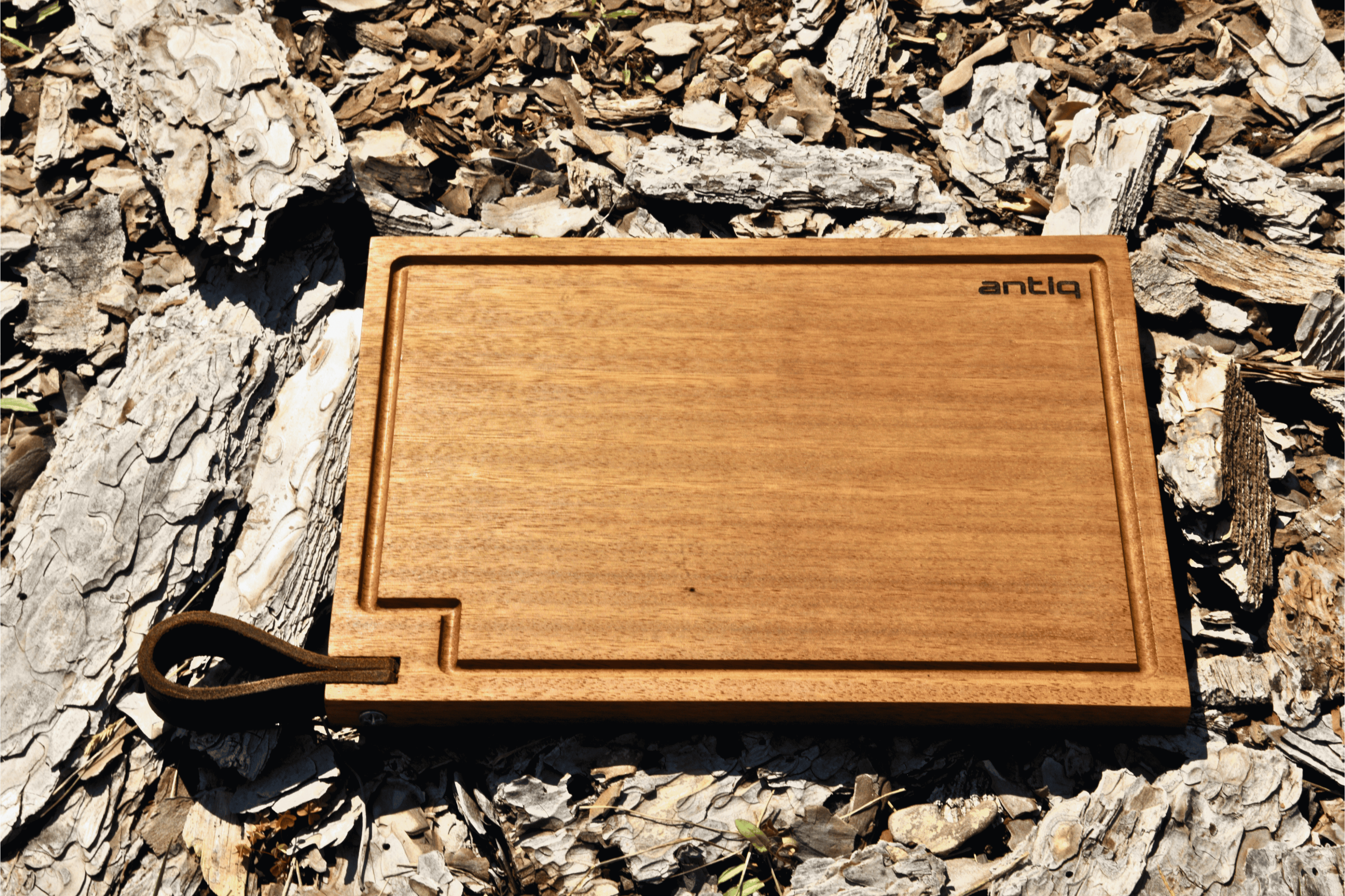 Antiq Vedra İroko Ahşap Kesme Tahtası - 35 cm