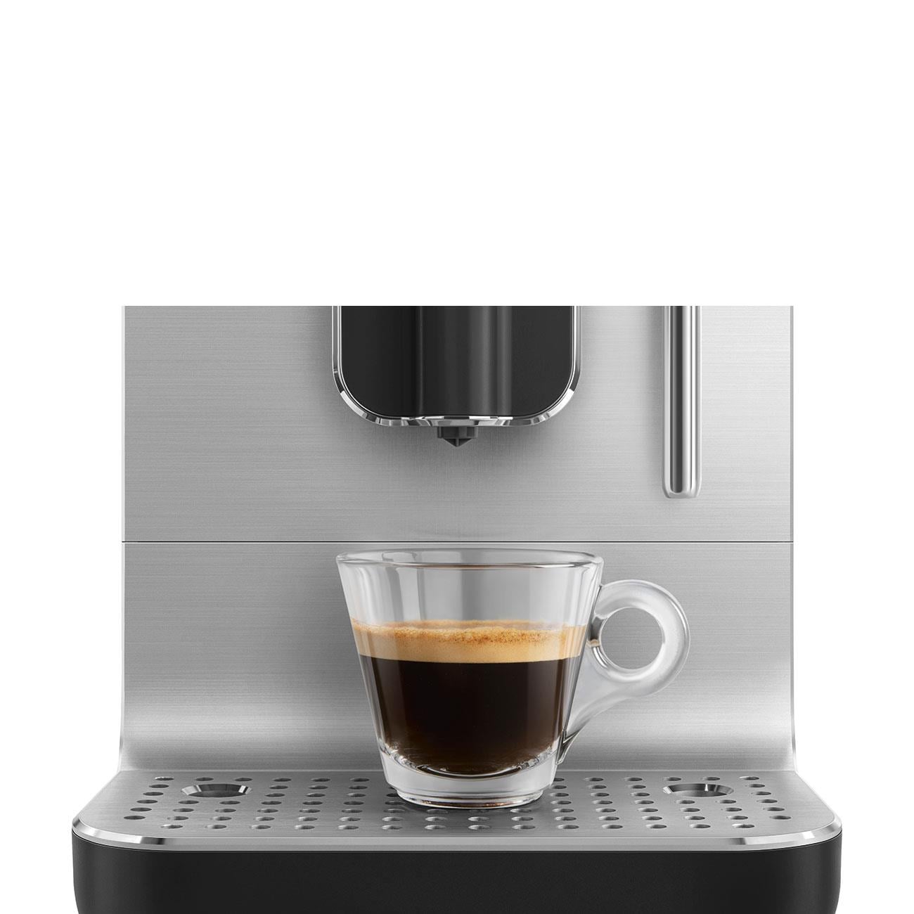 SMEG BCC12 Otomatik Espresso Kahve Makinesi