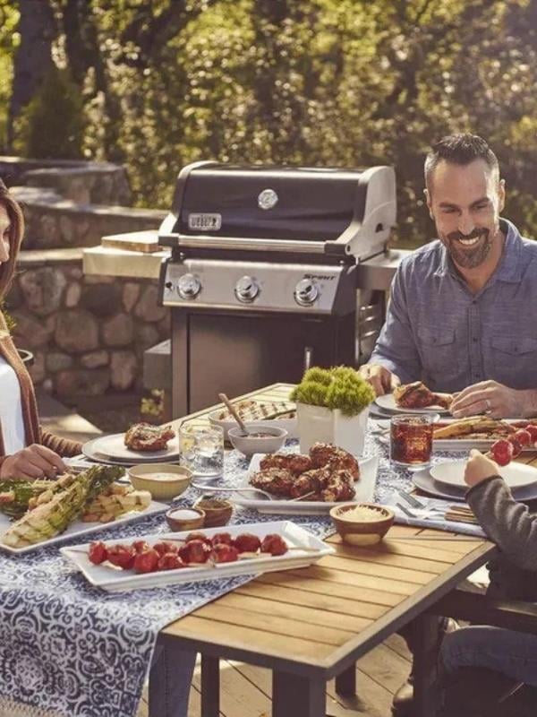 Weber Spirit E-315 GBS Gazlı Barbekü – 3 Brülör | GBS Döküm Izgara | Çift Yan Raf