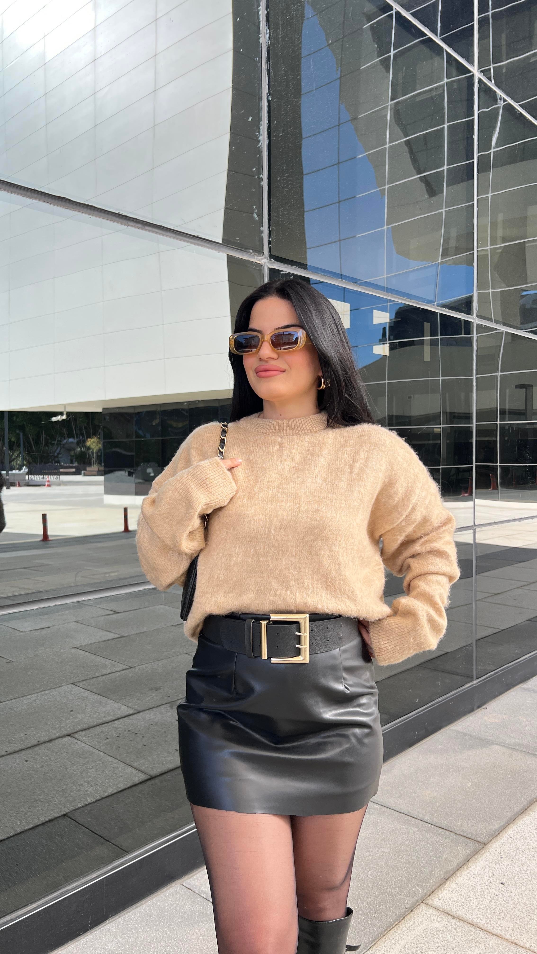 BAL KÖPÜĞÜ MASSİ MODEL YUMOŞ KAZAK