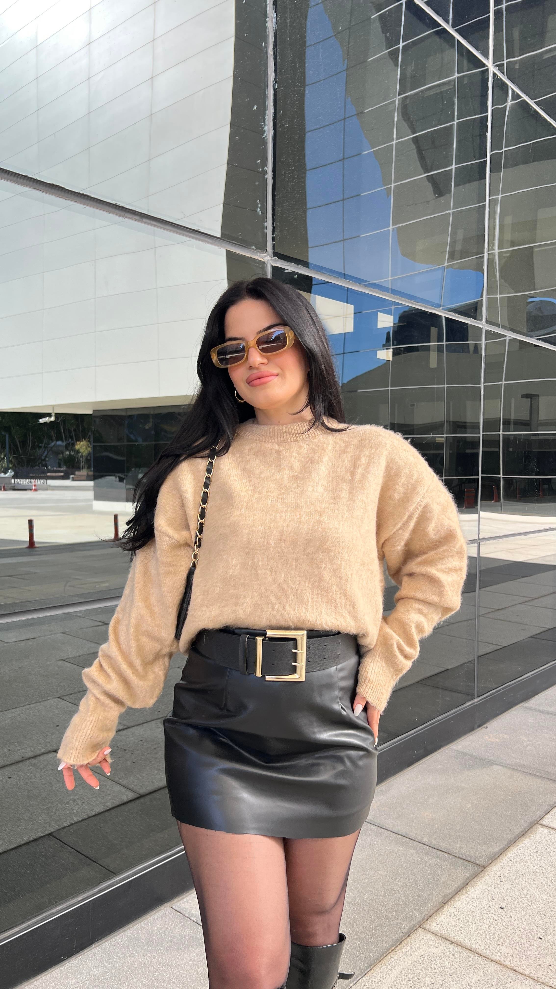 BAL KÖPÜĞÜ MASSİ MODEL YUMOŞ KAZAK
