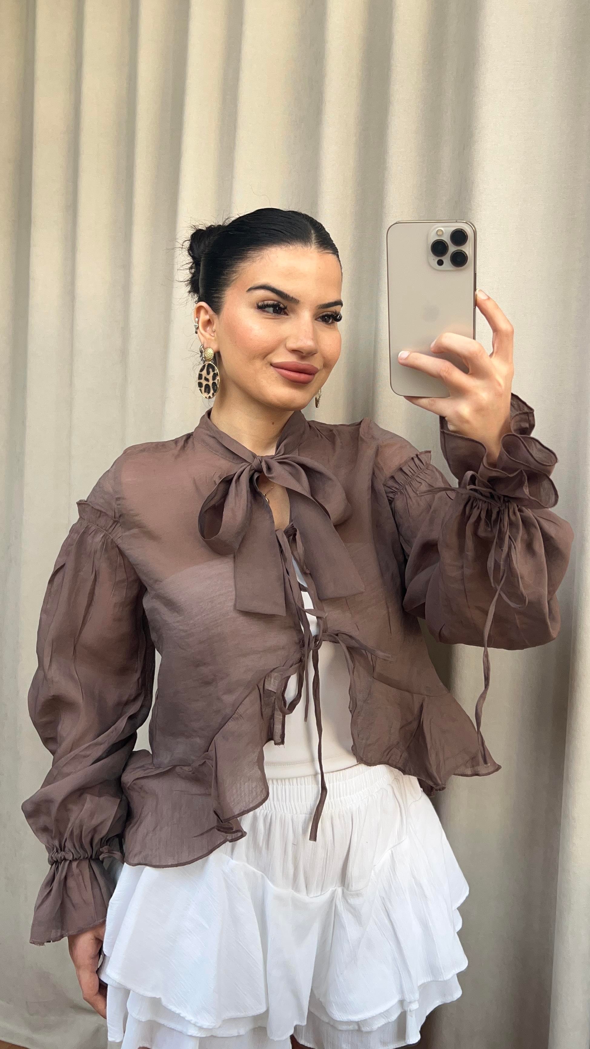 KAHVERENGİ BAĞLAMALI ŞİFON GÖMLEK