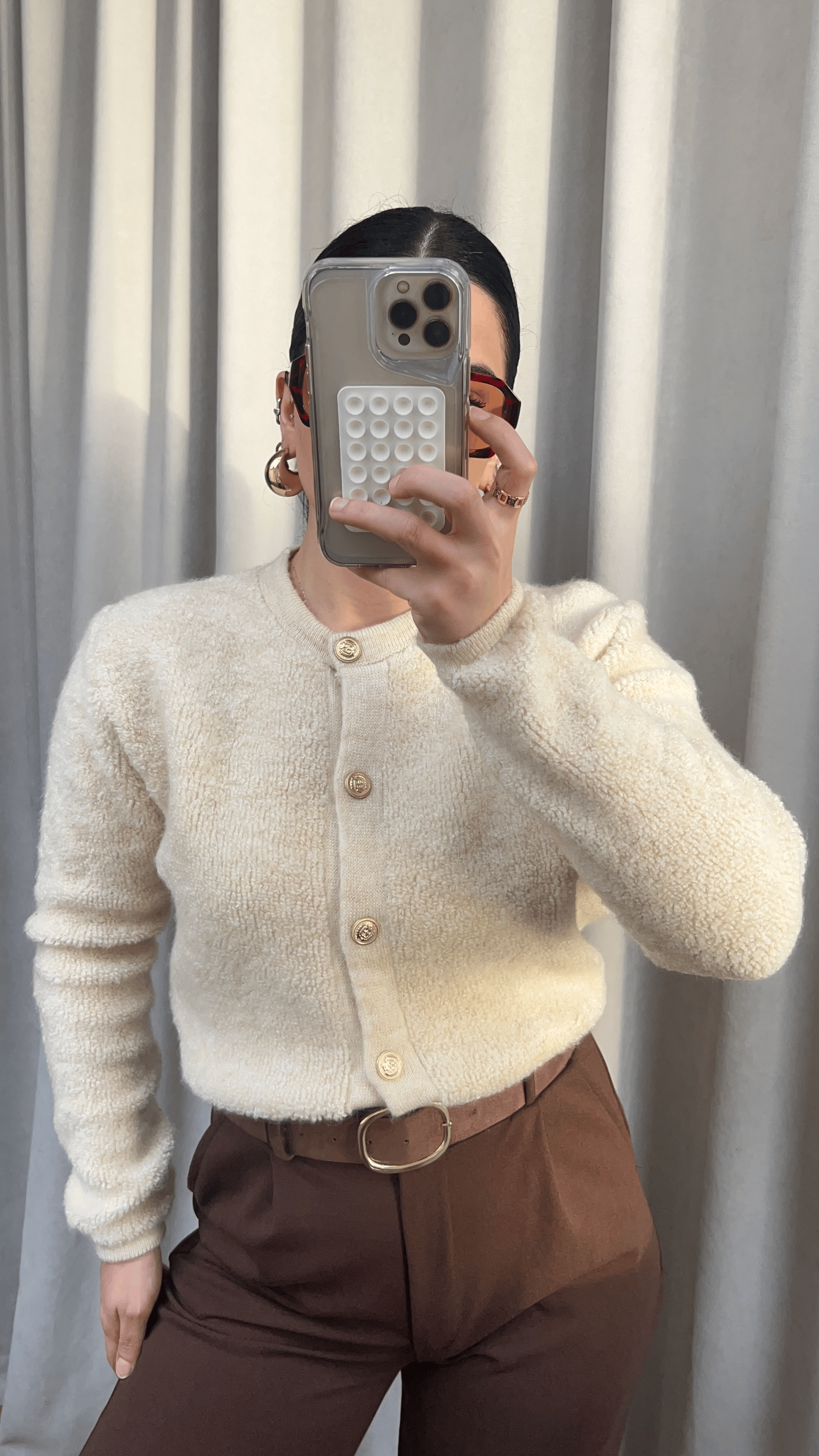 KREM DÜĞME DETAYLI SOFT HIRKA