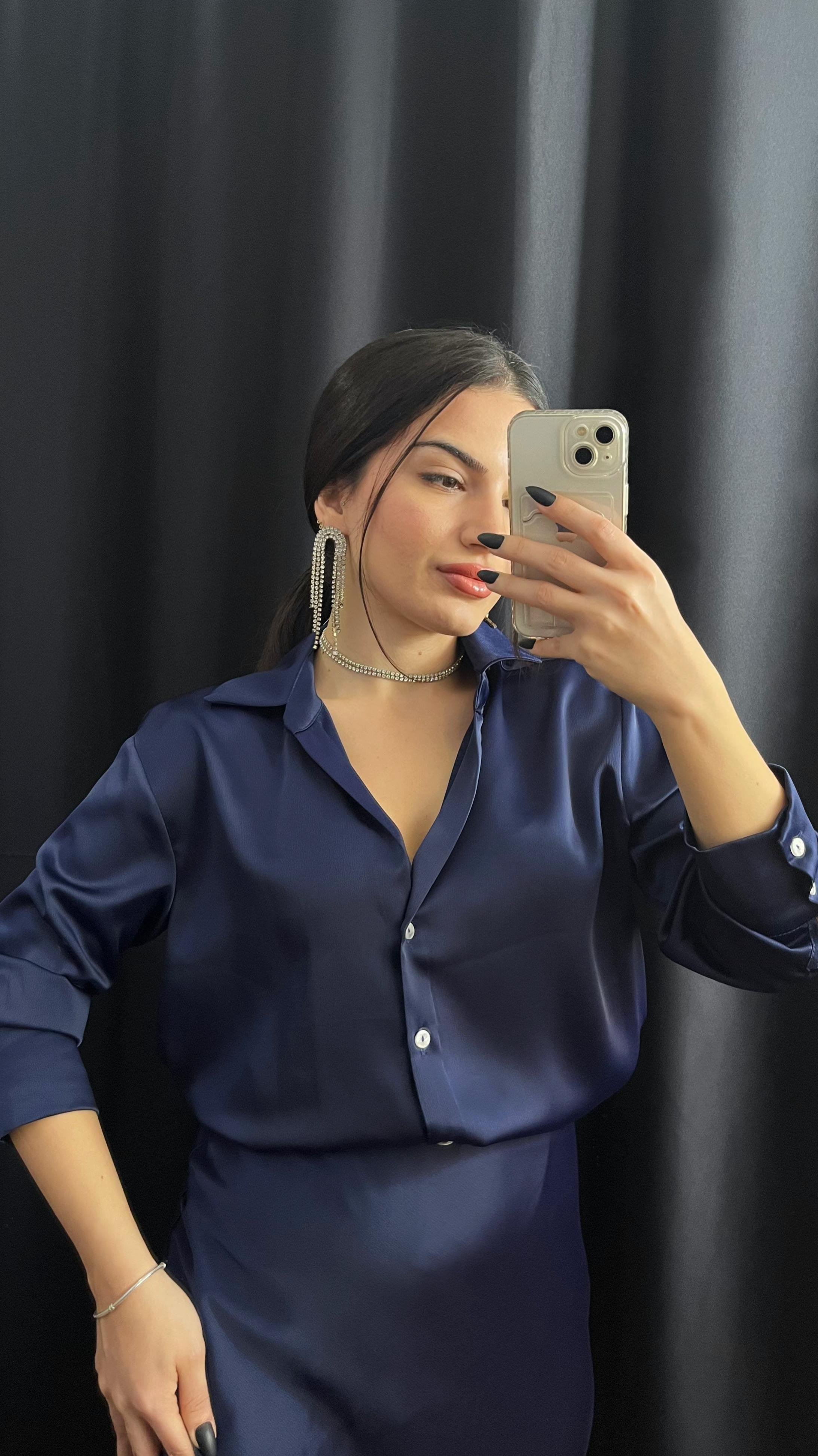 LACİVERT PREMIUM SATEN GÖMLEK