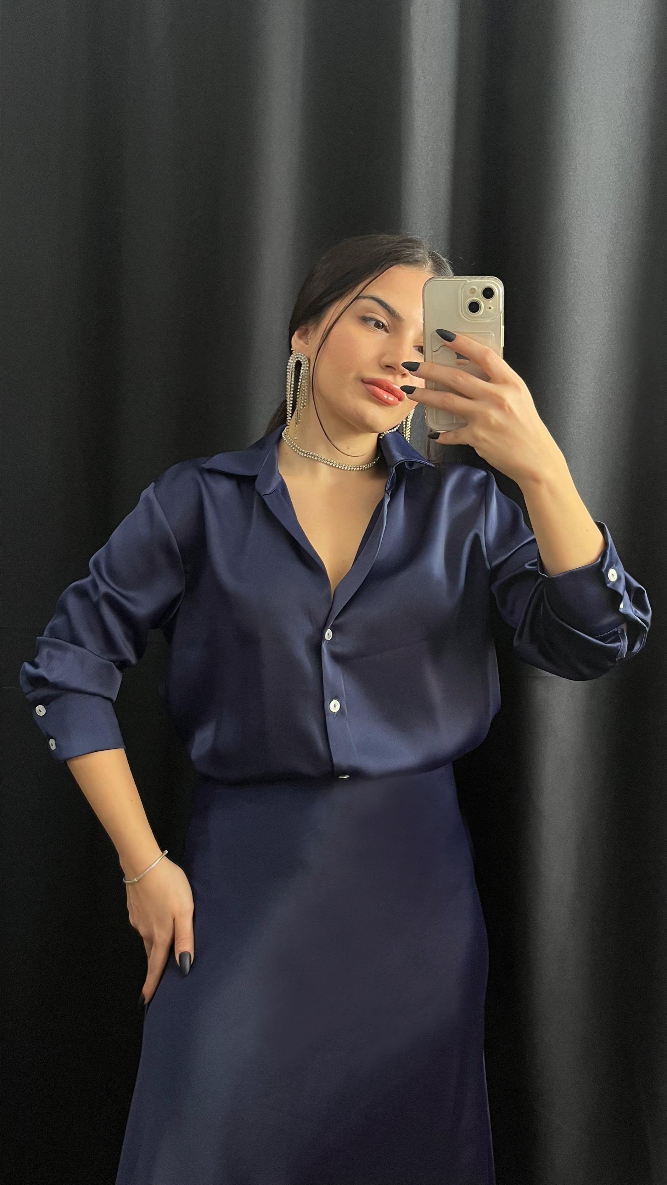 LACİVERT PREMIUM SATEN GÖMLEK