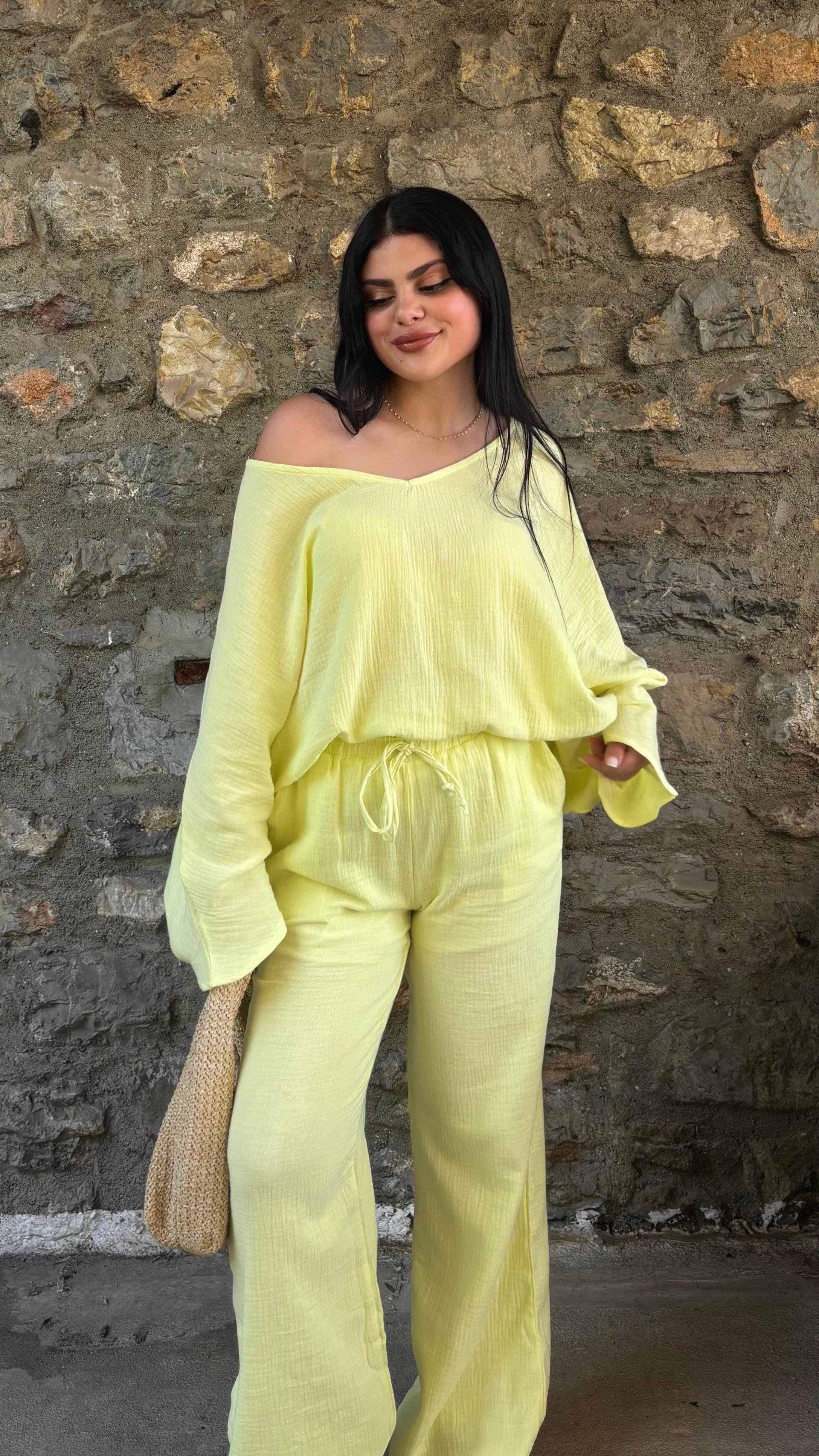 NEON SARI SALAŞ MÜSLİM TAKIM