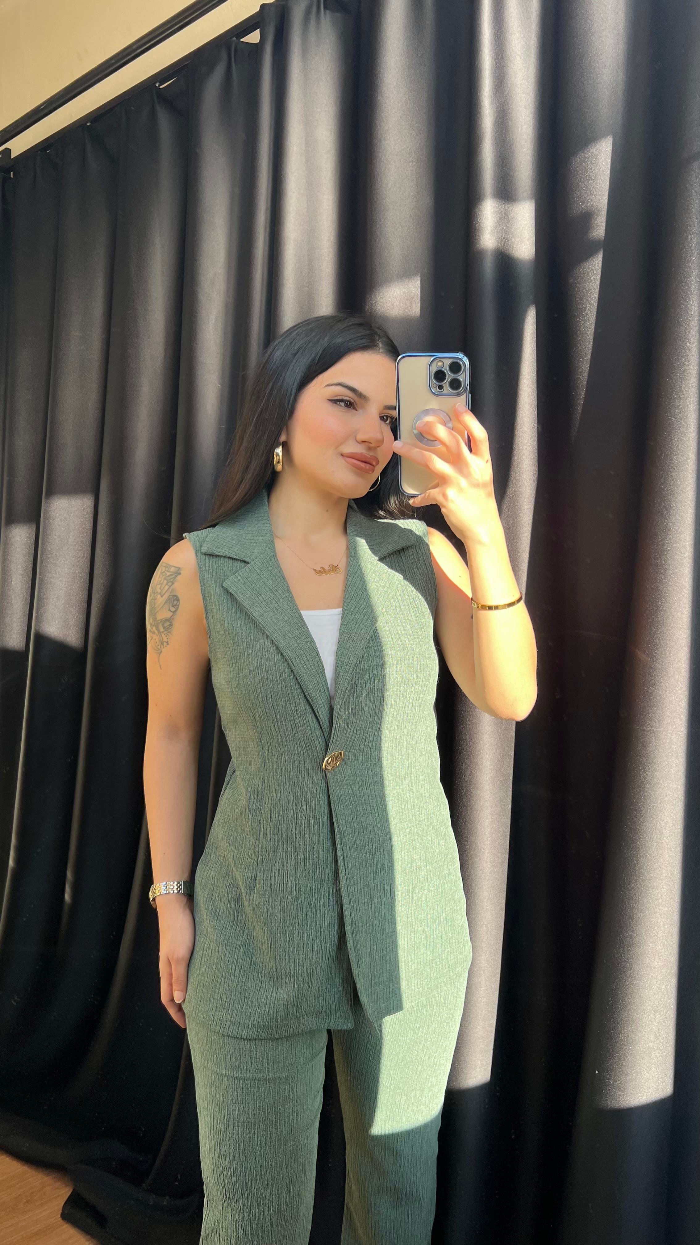YEŞİL YELEKLİ TAKIM