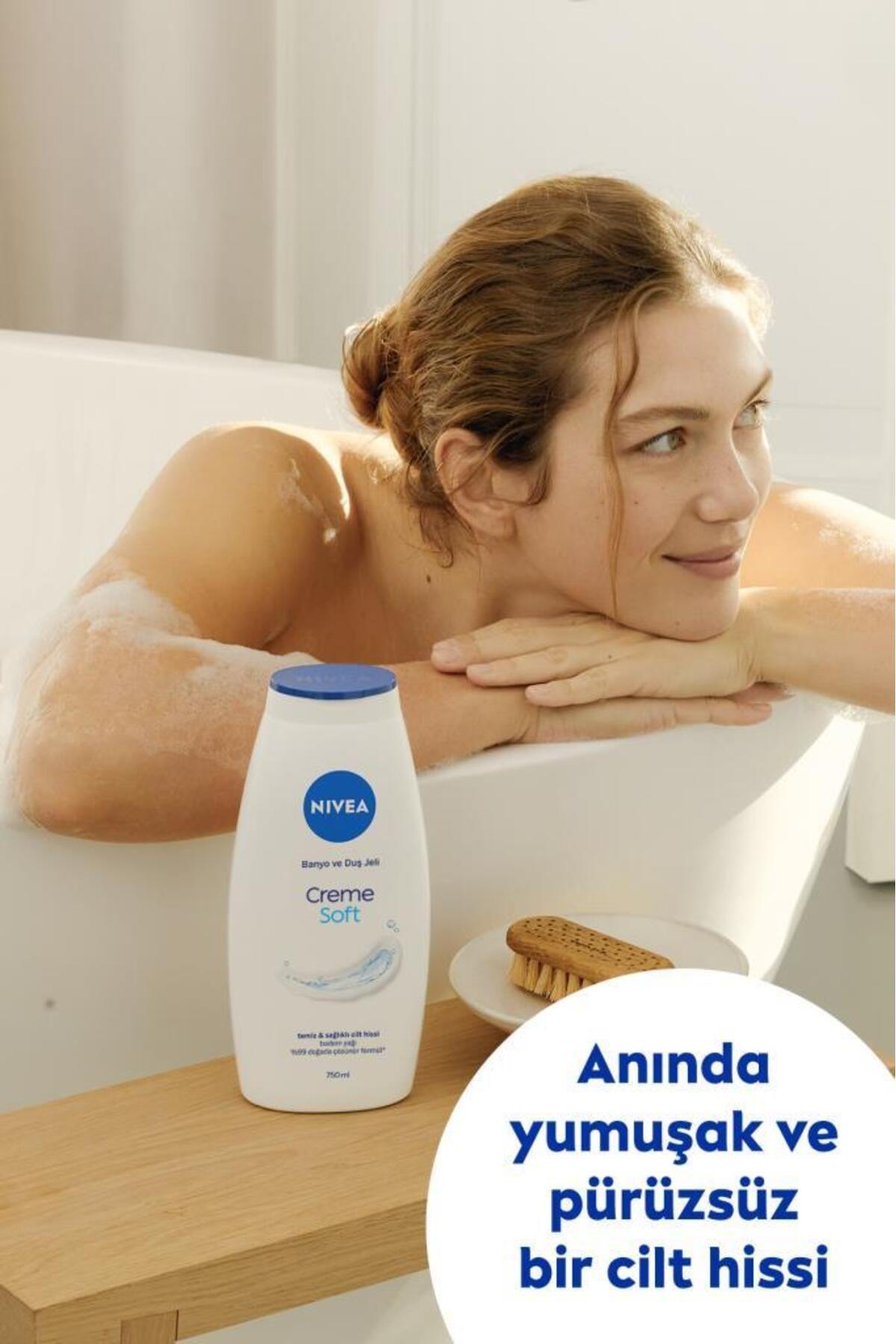 NIVEA Creme Soft Kremsi Dokunuş Banyo ve Duş Jeli 500ml, Temizlerken Bakım Yapar, Badem Yağı, Nemlendirici