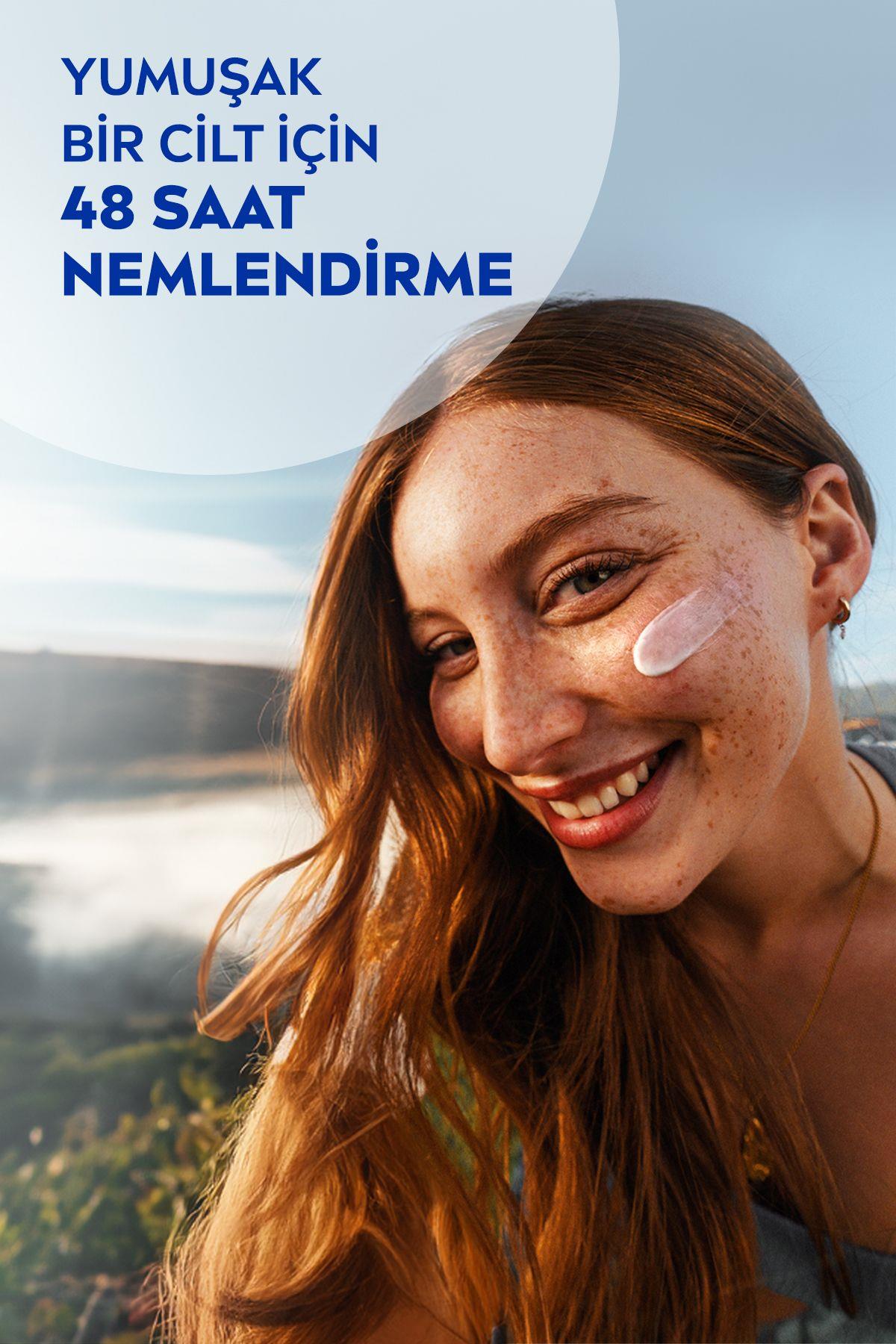 NIVEA Soft Nemlendirici Bakım Kremi 300ml, Jojoba Yağı, E Vitamini, Hızlı Emilir, El Yüz Vücut İçin