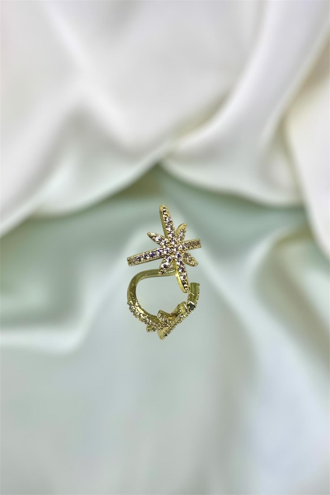 Altın Kaplama ZirkonTaşlı Kutup Yıldızı Earcuff
