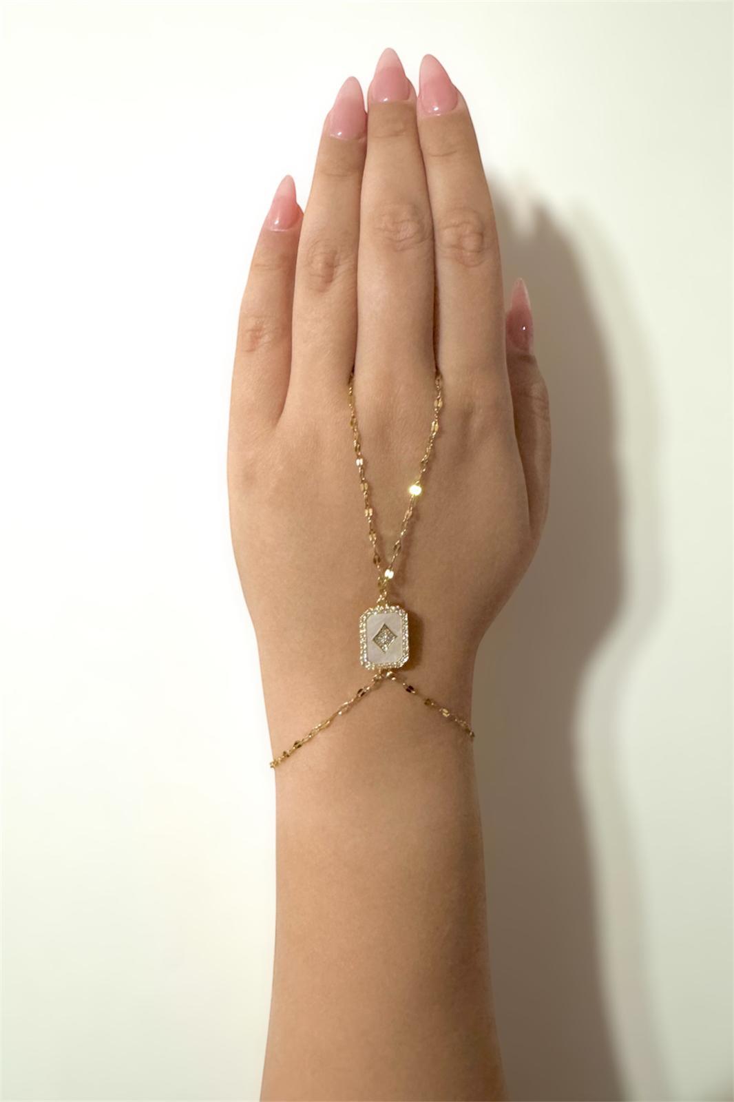 Baget Model Beyaz Sedefli Taşlı Şahmeran