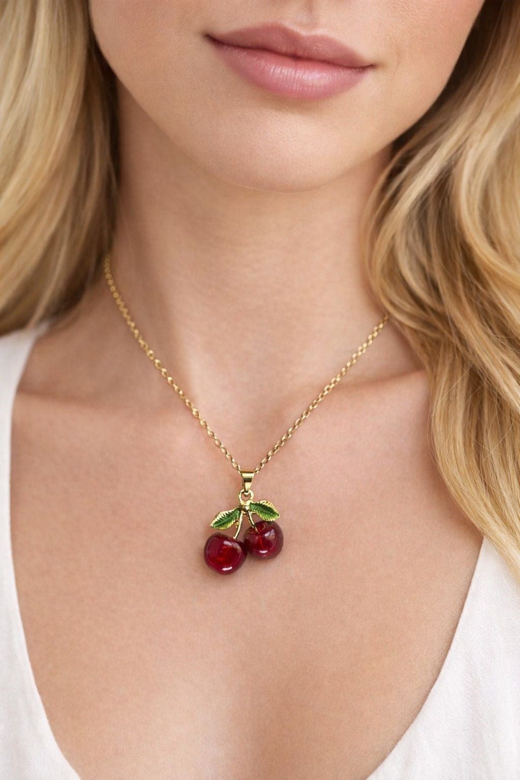 Çift Kiraz Figürlü Çelik Kolye