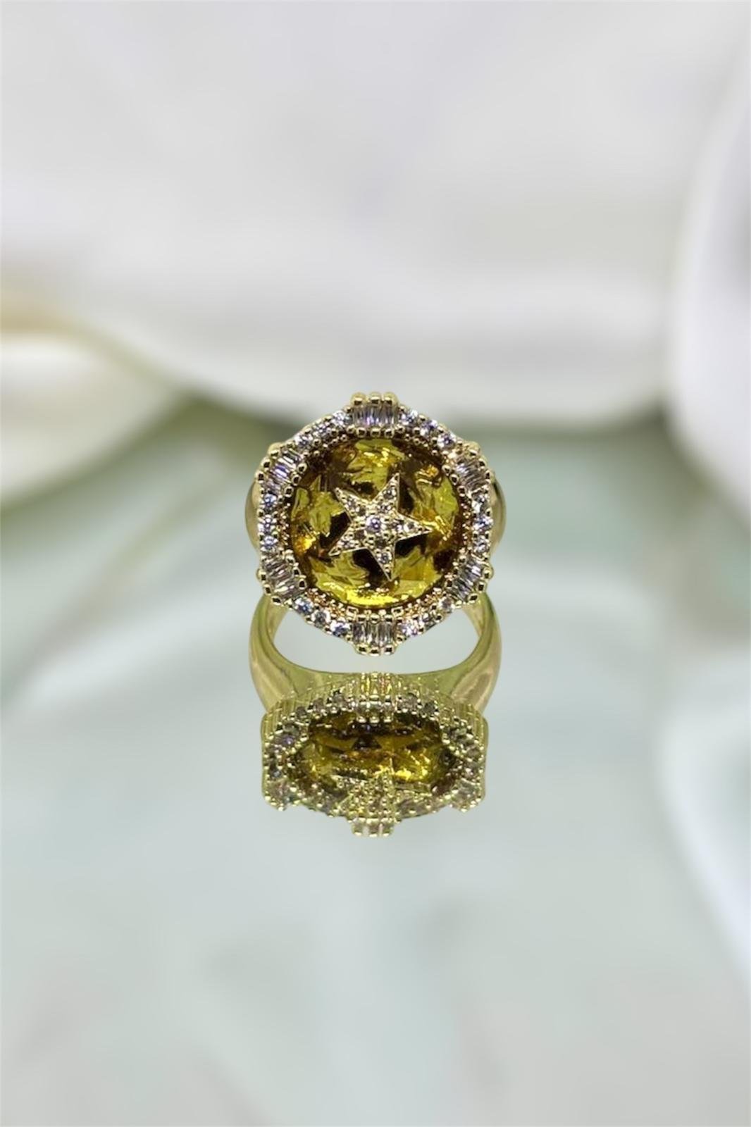 Sarı ve Zirkon Taşlı Sirius Yıldızı Ayarlanabilir Yuvarlak Gold Yüzük