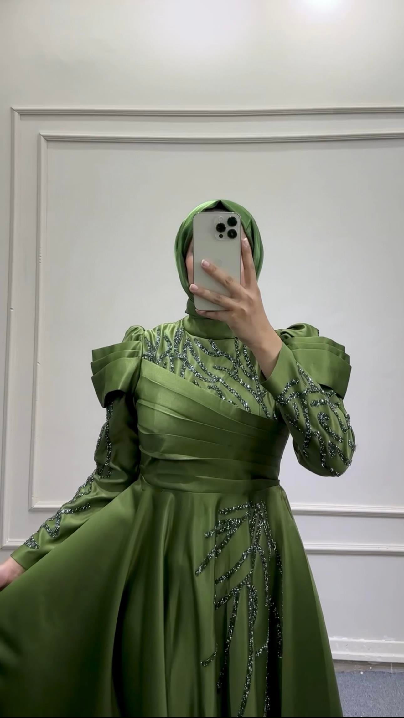 BEYHAN BUTİKHürrem Abiye Yağ Yeşil