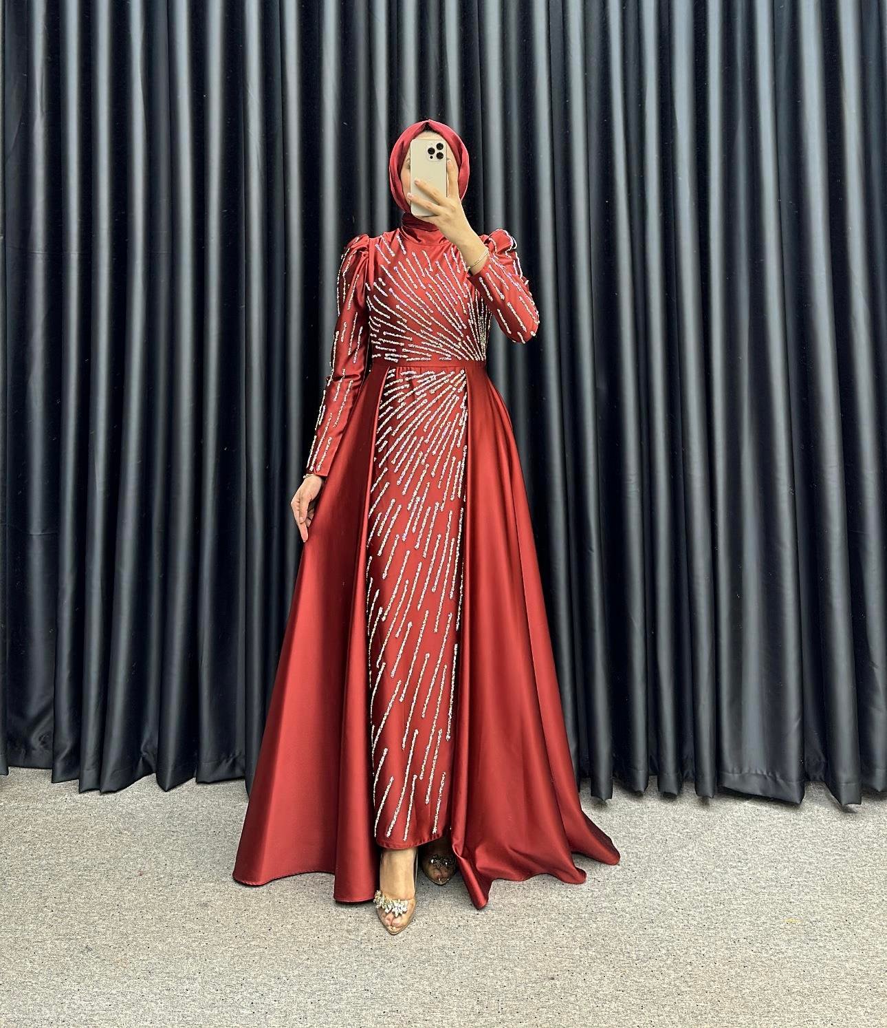 Mia Abiye Bordo