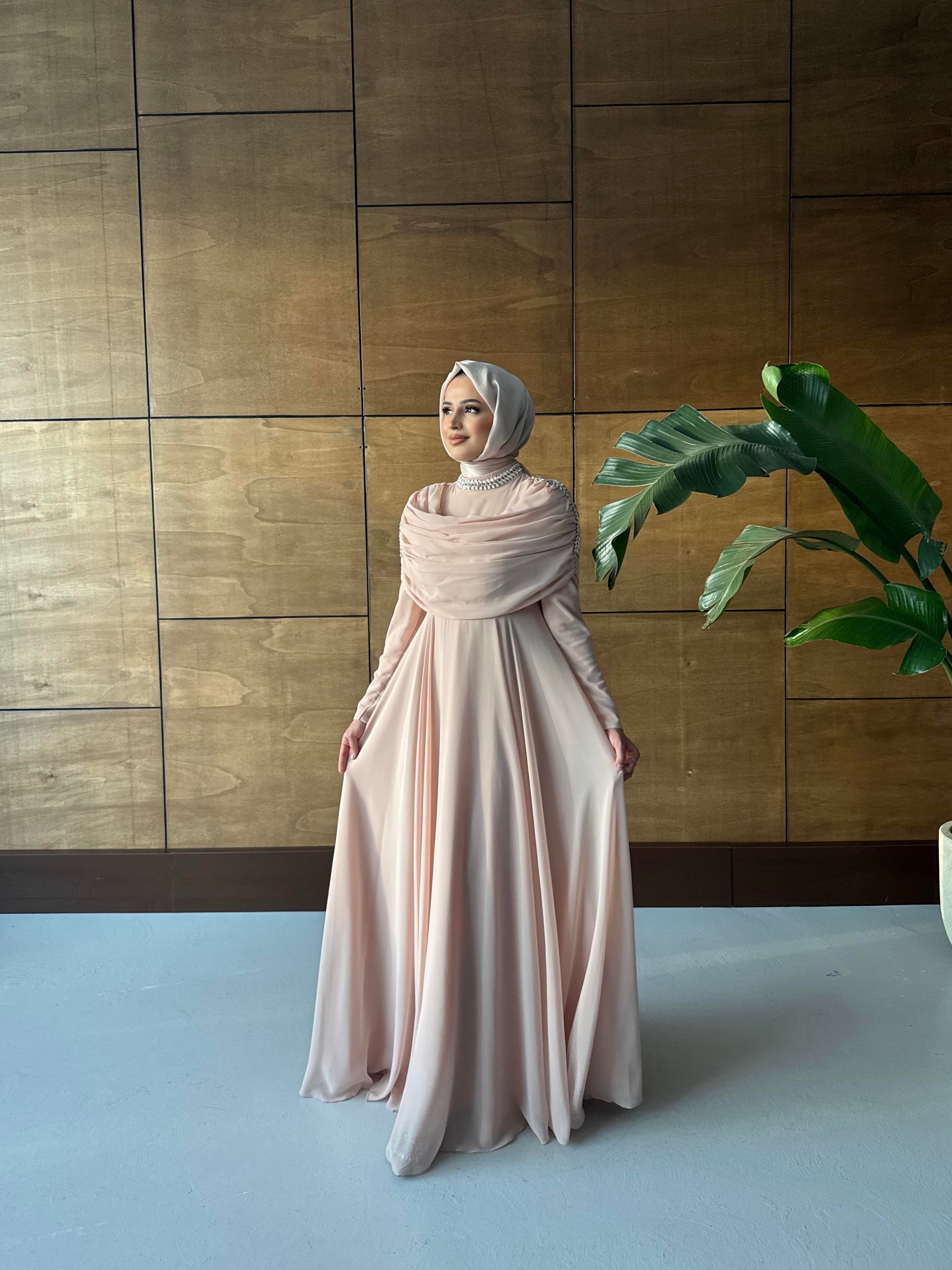 BEYHAN BUTİKRüya Abiye Pudra