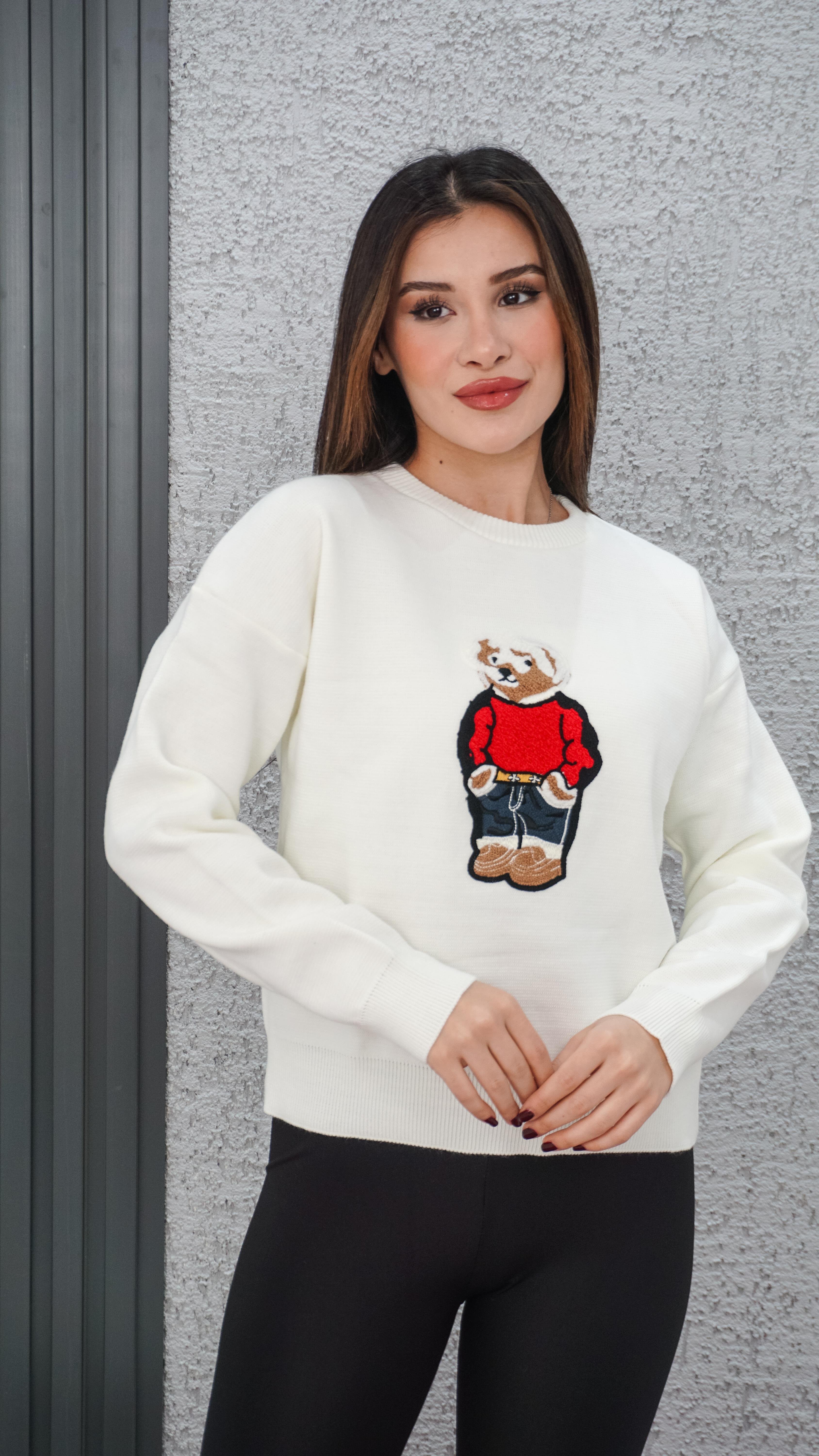 Ayıcıklı Kazak beyaz