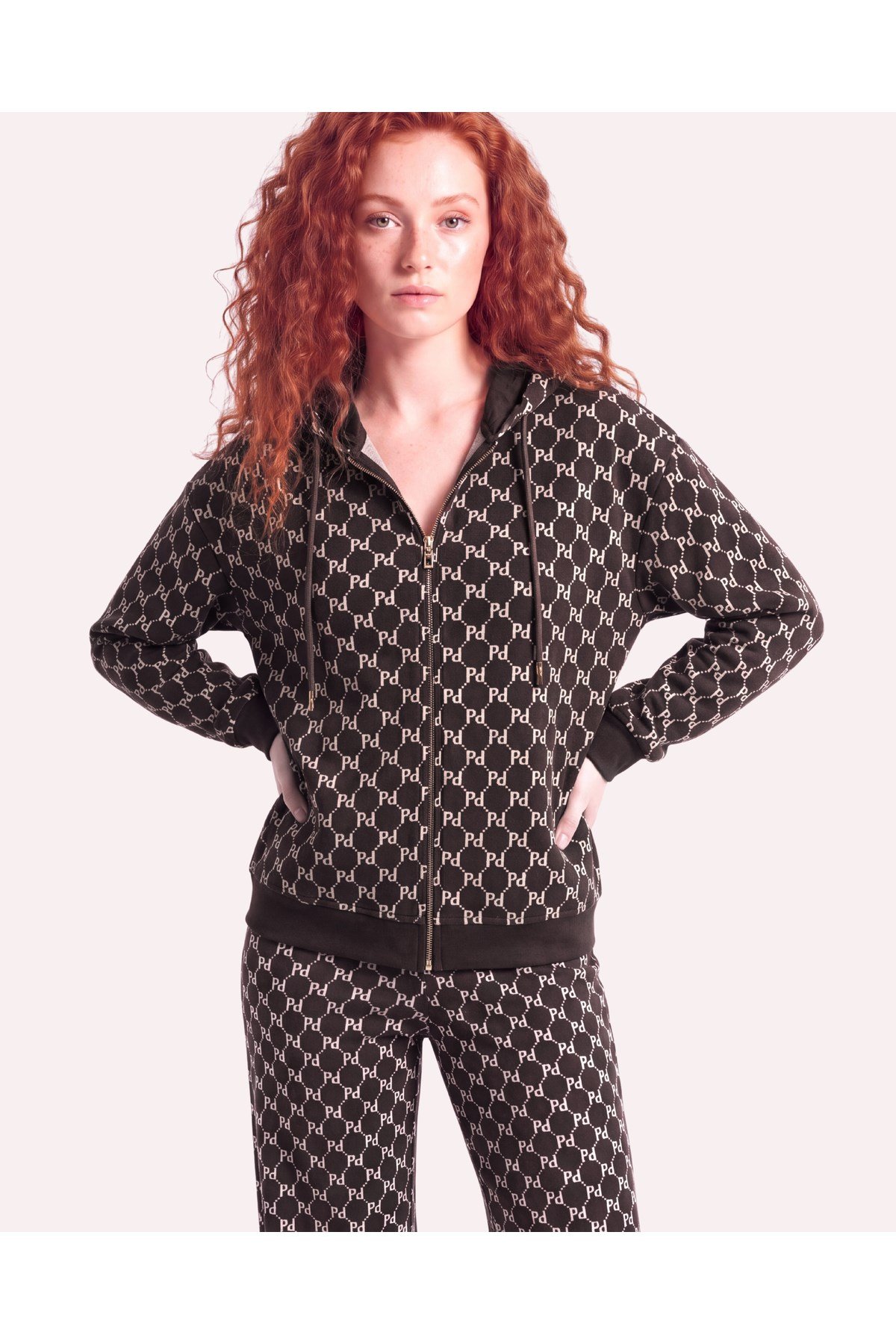 İmza Monogram Desen Detaylı Kapüşonlu Regular Fit Kadın Hırka