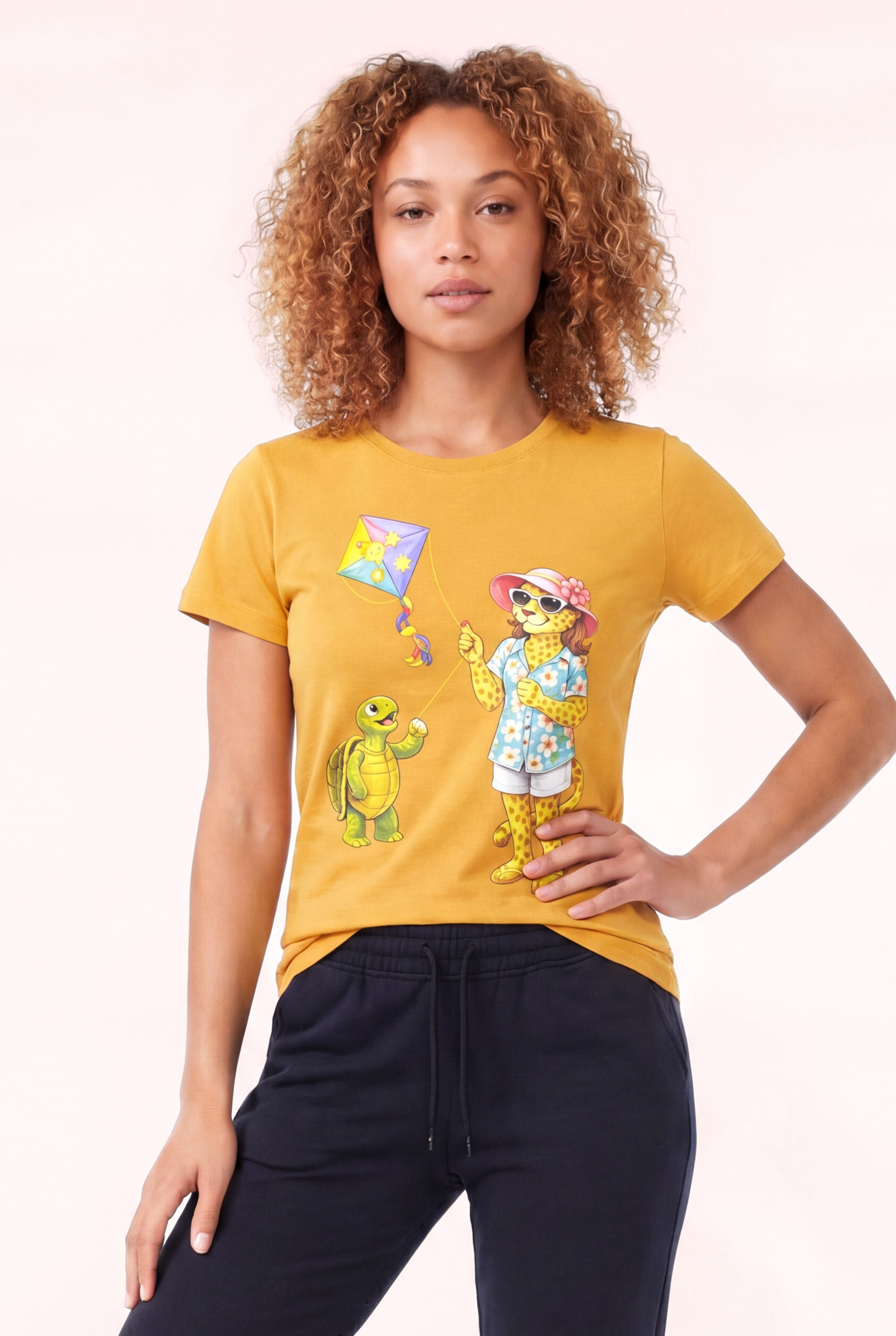 Jaguar Baskı Detaylı Bisiklet Yaka Slim Fit Kadın Hardal T-Shirt