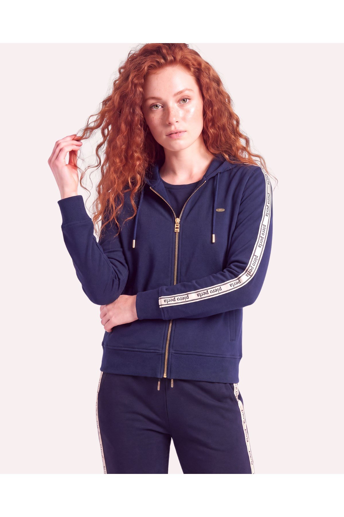 Kadın Kapüşonlu Fermuar Detaylı Regular Fit Hırka