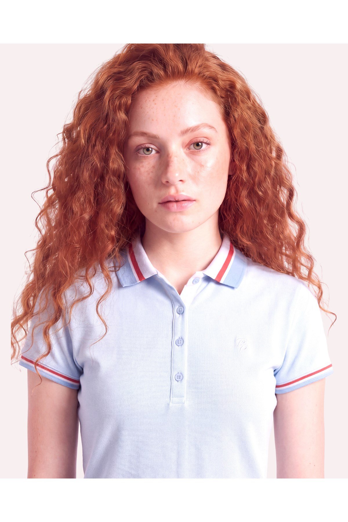 Kadın PP Eva Nakış Detaylı Ayaksız Yaka Slim Fit Polo Yaka T-Shirt