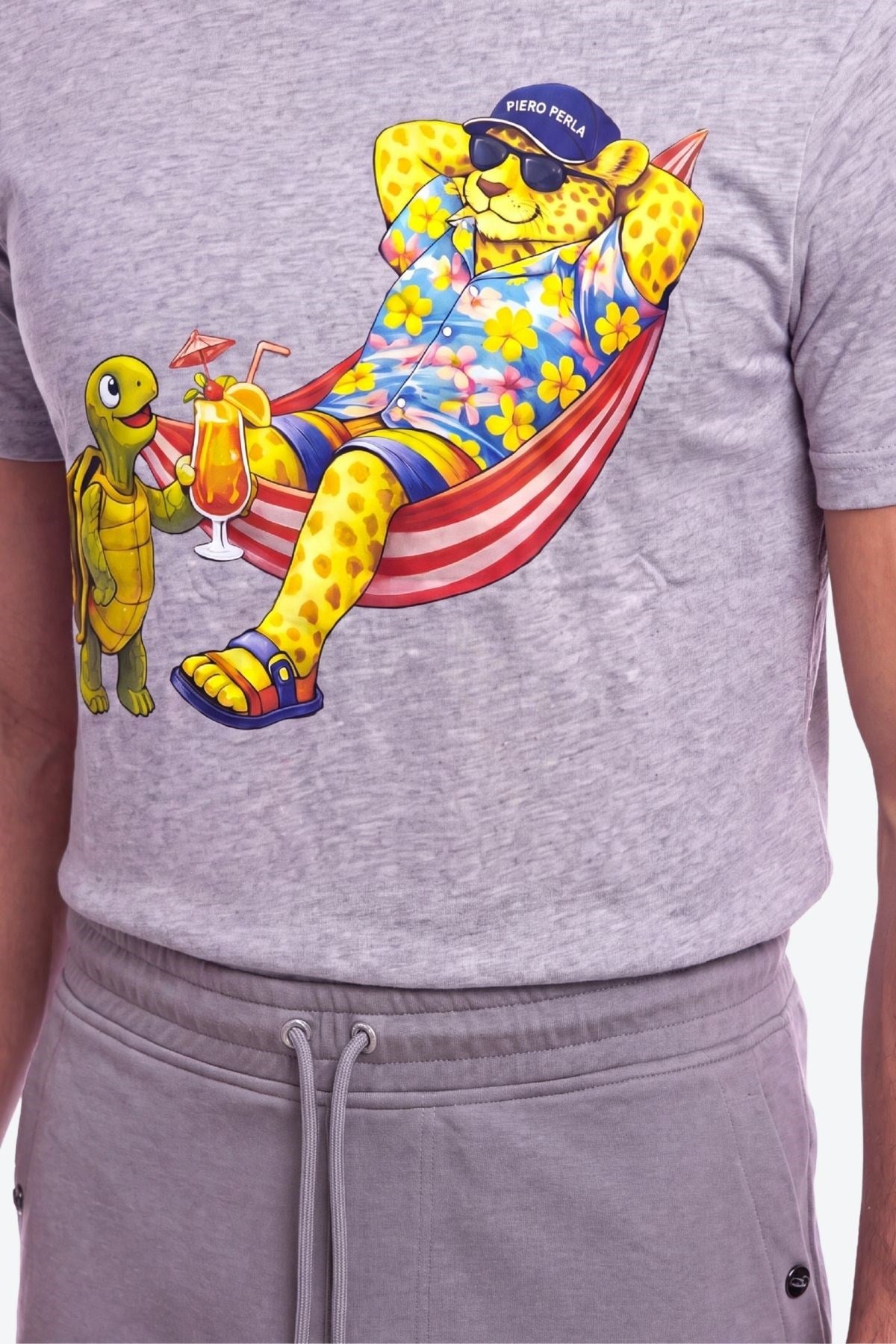 Perla Sport Detaylı Regular Fit Erkek Şort Bermuda