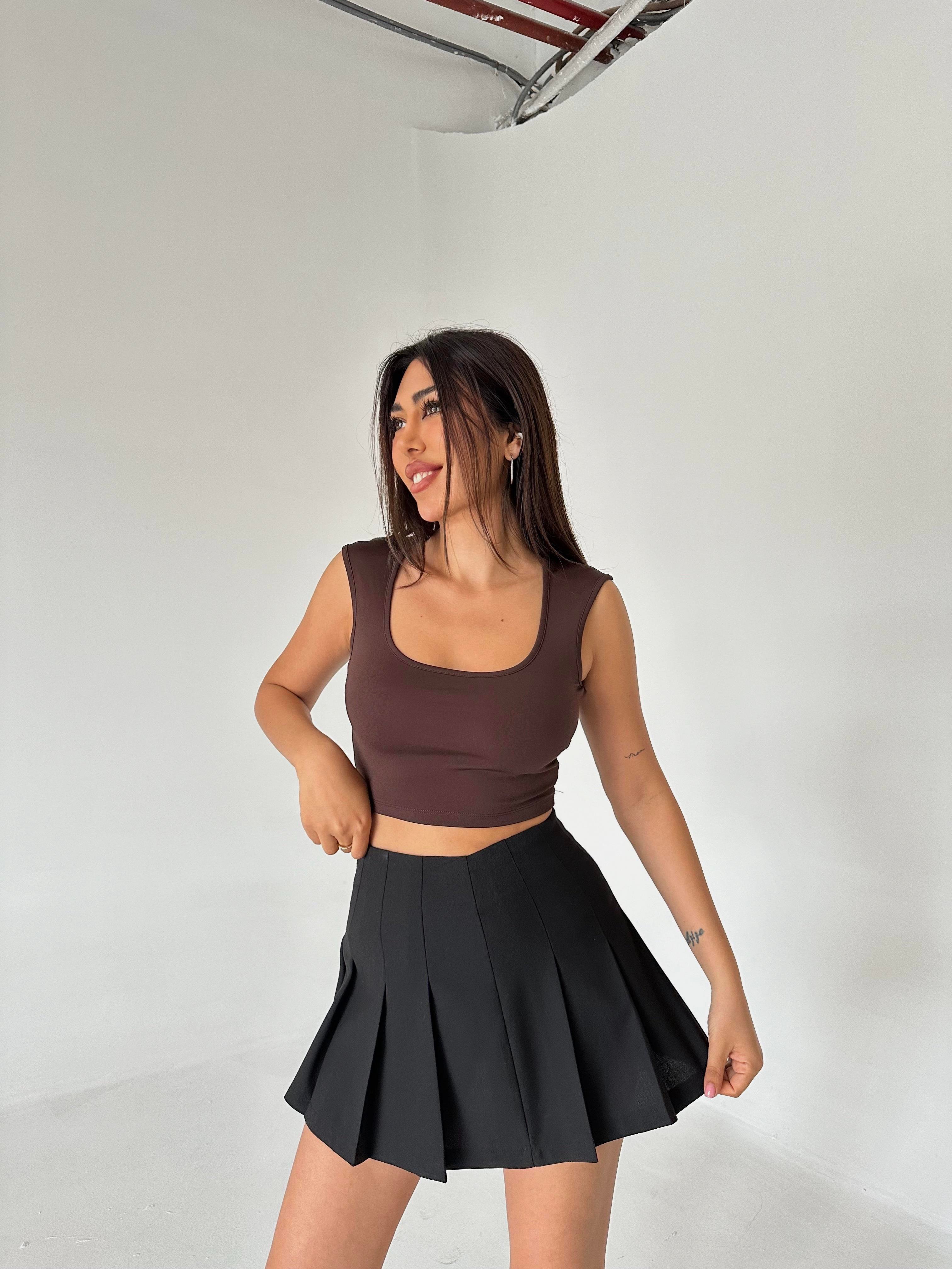 GENİŞ ASKILI CROP TOP