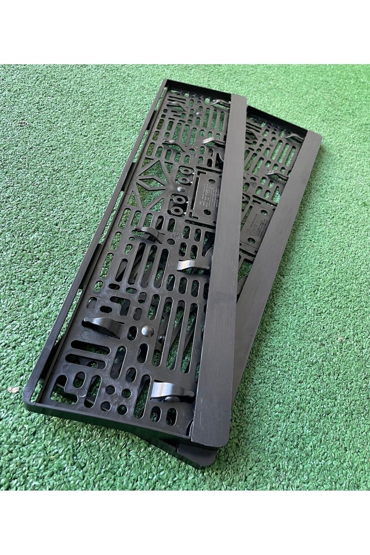 Beray Plastik Boş Yazısız Siyah Çıta, Siyah Kasa Oto Plakalık 2 Adet (1ÇİFT ÖN VE ARKA) Uyumlu