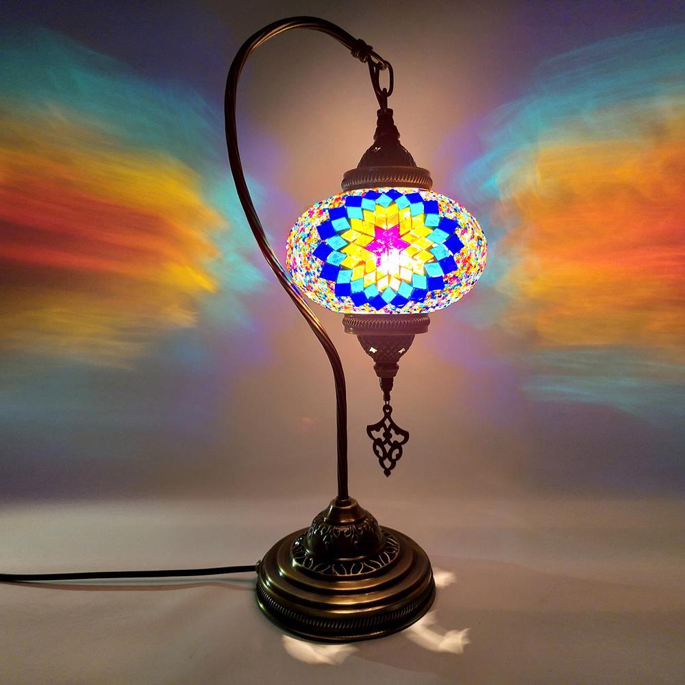 Avonni, 66137 Ailesi Otantik Masa Lambası