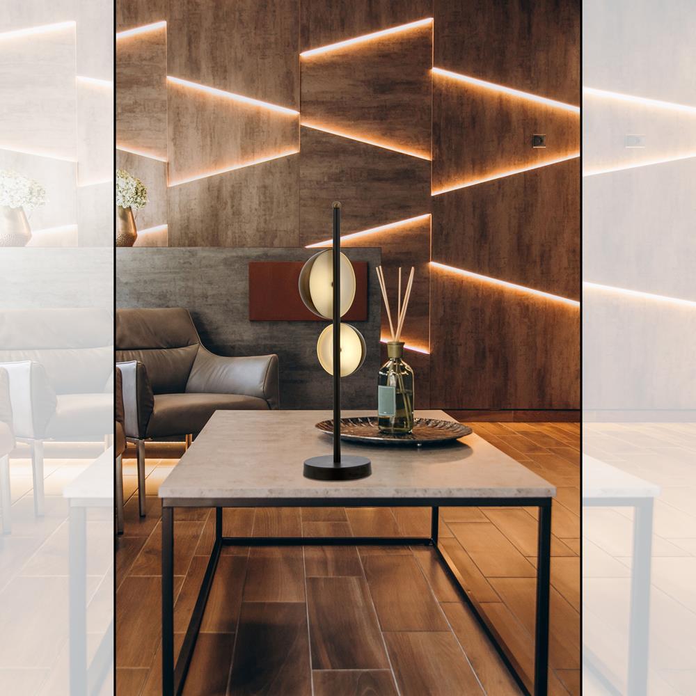 Avonni, 9113 Ailesi Siyah Boyalı Masa Lambası