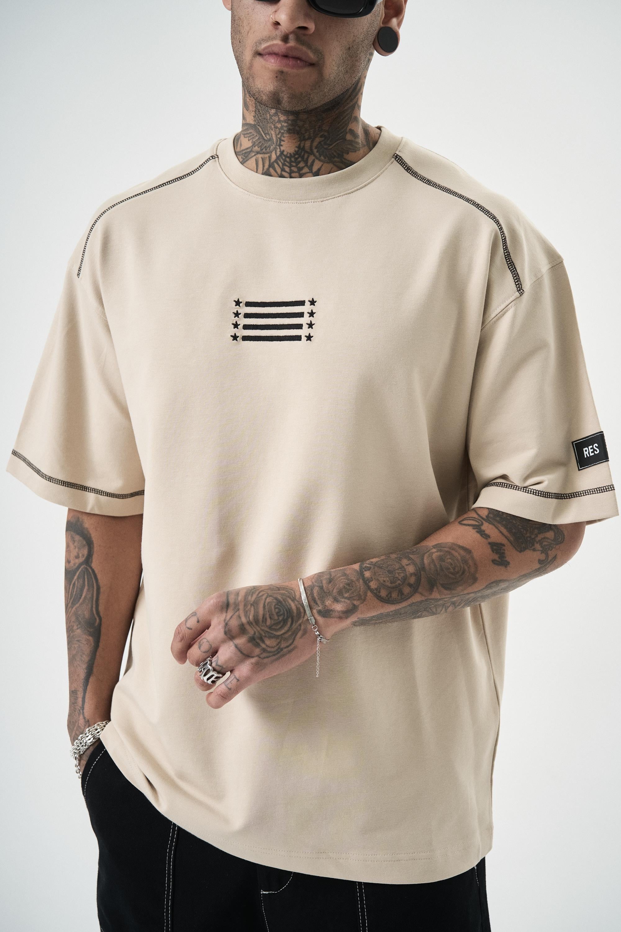 erkek-22-yazili-nakisli-oversize-t-shi-d7491b.jpg