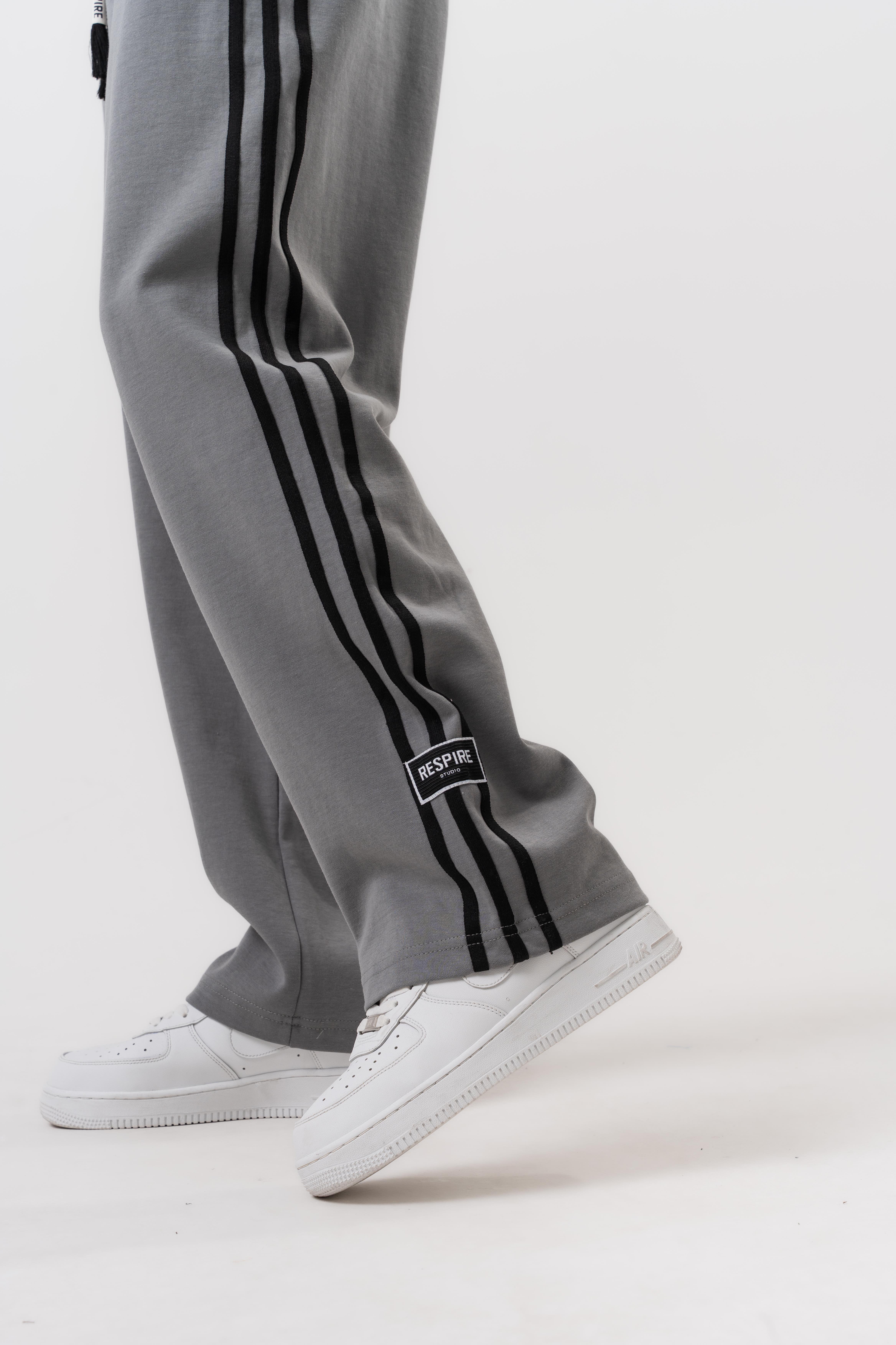 Erkek 3'lü Şerit Detaylı İnterlok Baggy Eşofman Altı Füme