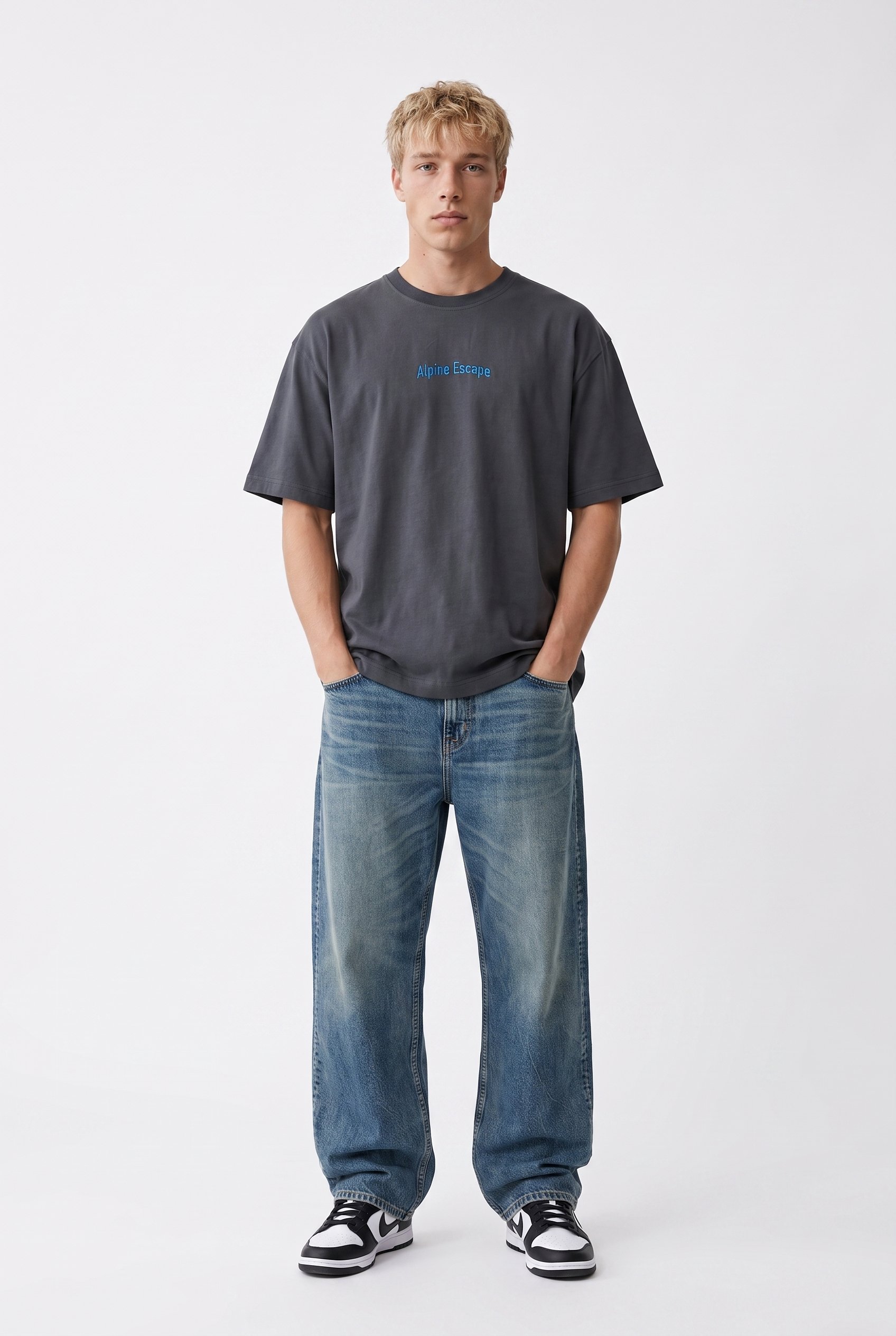 Erkek Alpine Nakışlı Oversize T-Shirt Füme