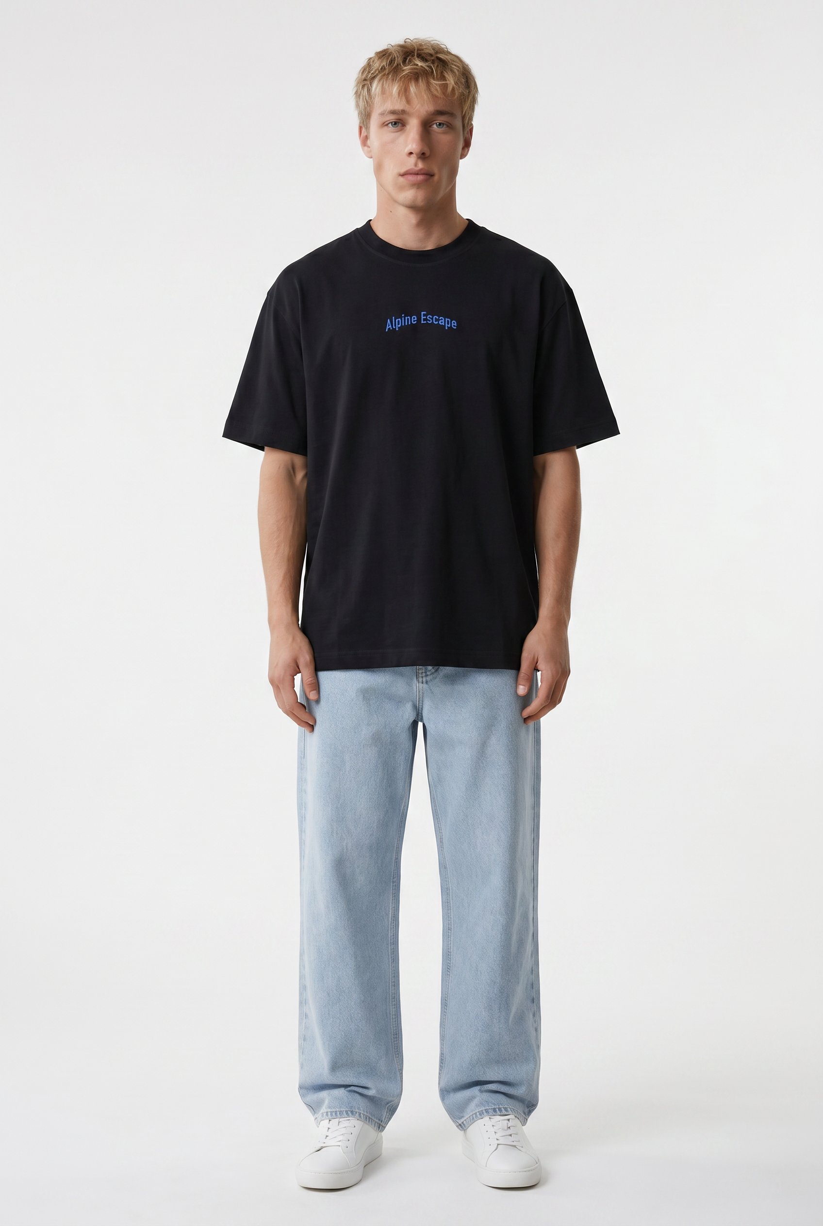Erkek Alpine Nakışlı Oversize T-Shirt Siyah