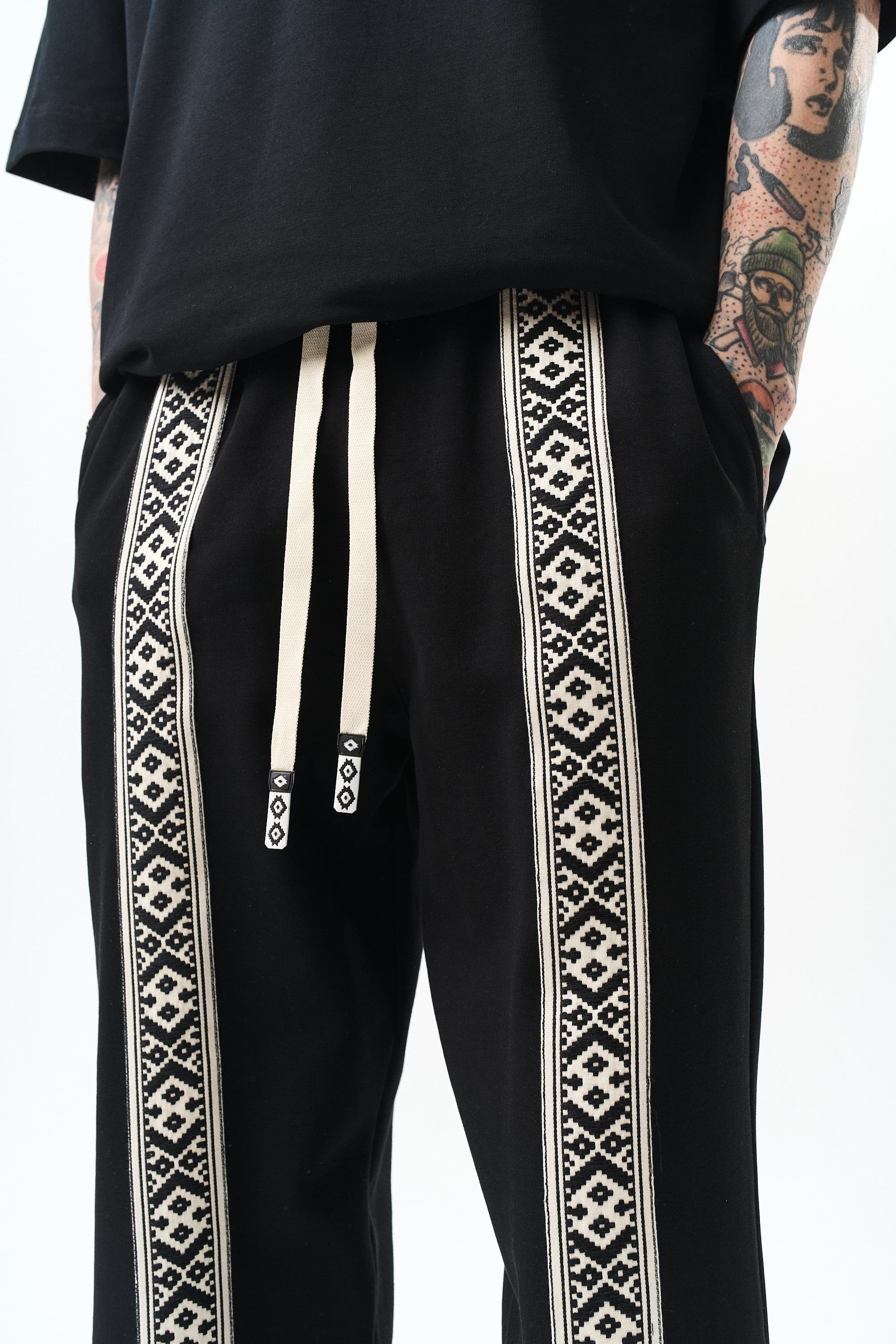 Erkek Etnik Şerit Detaylı İnterlok Baggy Eşofman Altı Siyah
