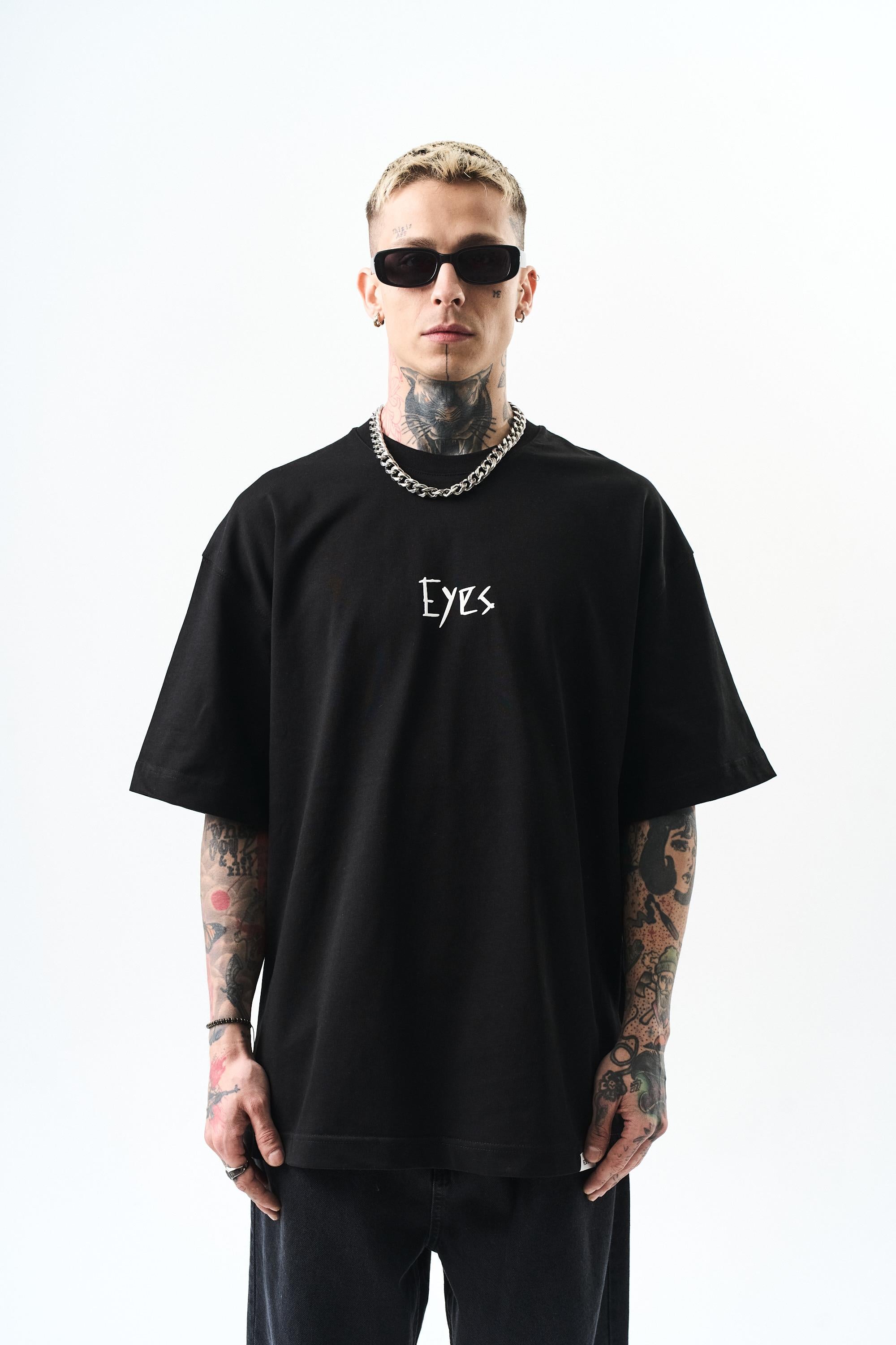 erkek-eyes-baskili-oversize-t-shirt-si-43a4e8.jpg
