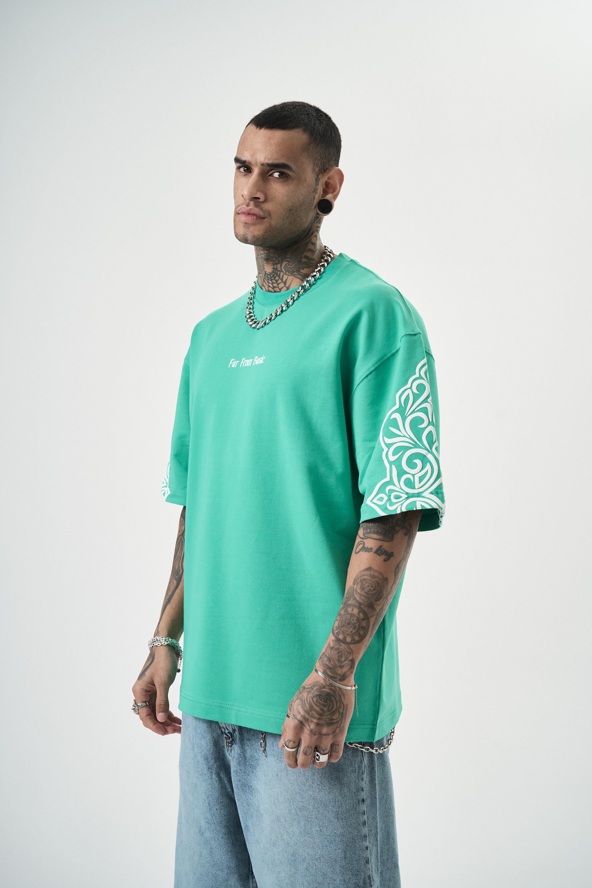 erkek-far-from-basic-baskili-oversize--5-d453.jpg